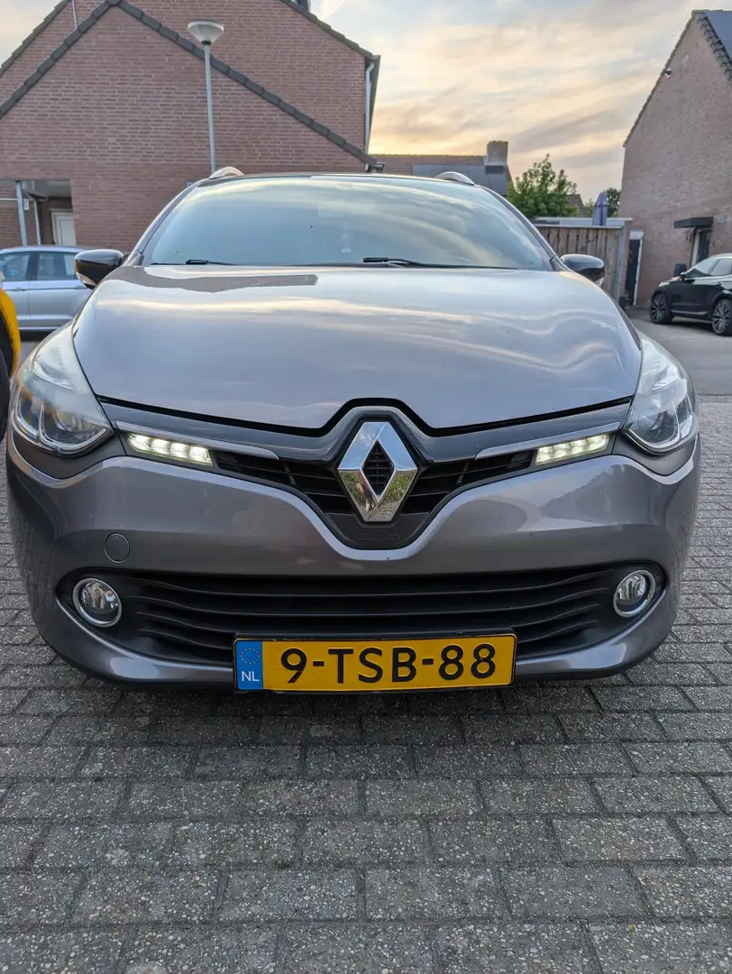 Renault Clio 0.9 TCe Night&Day Grijs - 1
