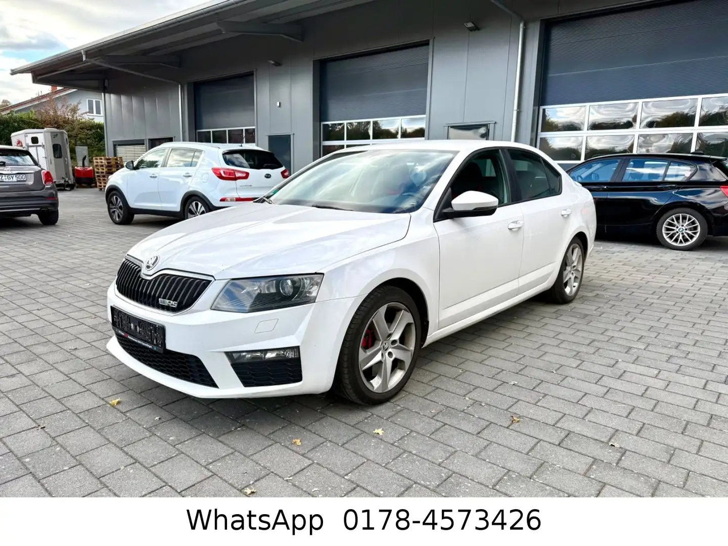 Skoda Octavia Lim. 2.0 TDI RS Green Tec Weiß - 1