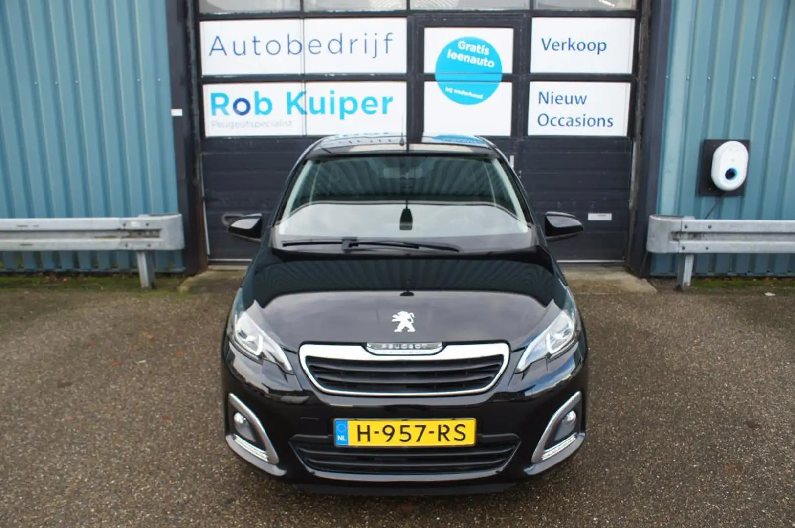 Peugeot 108 1.0 e-VTi Blue Lease Executive Noir - 2