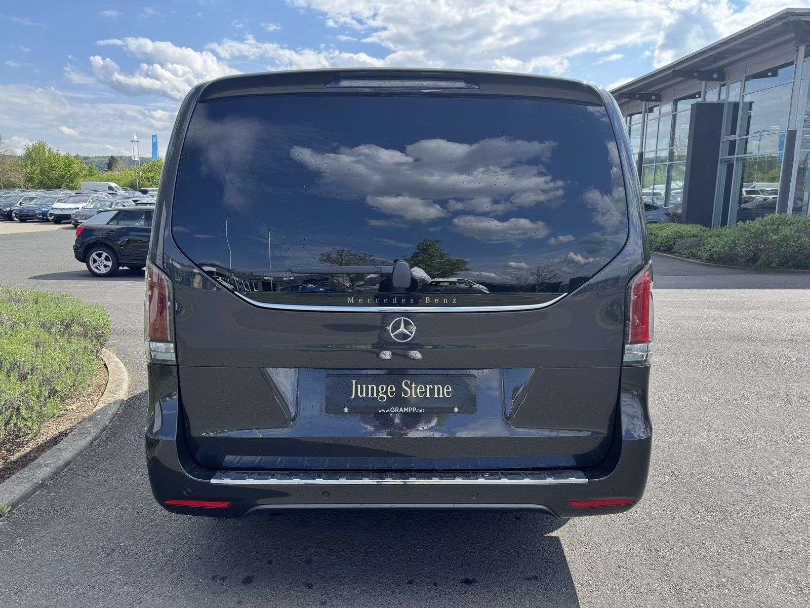 Mercedes-Benz V 250