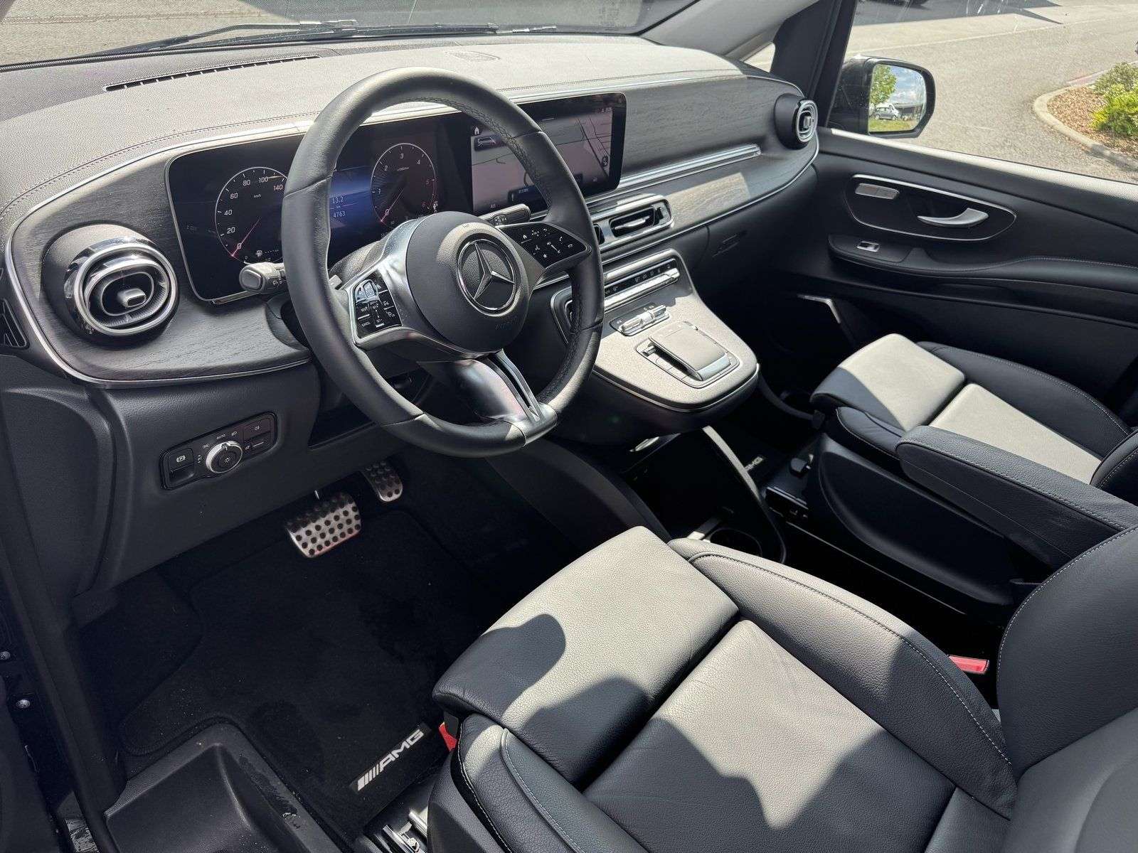 Mercedes-Benz V 250
