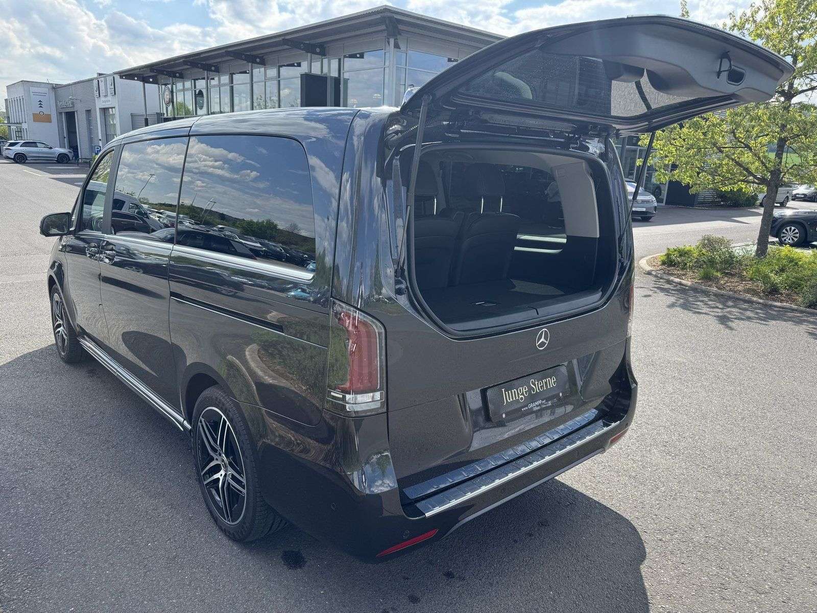 Mercedes-Benz V 250