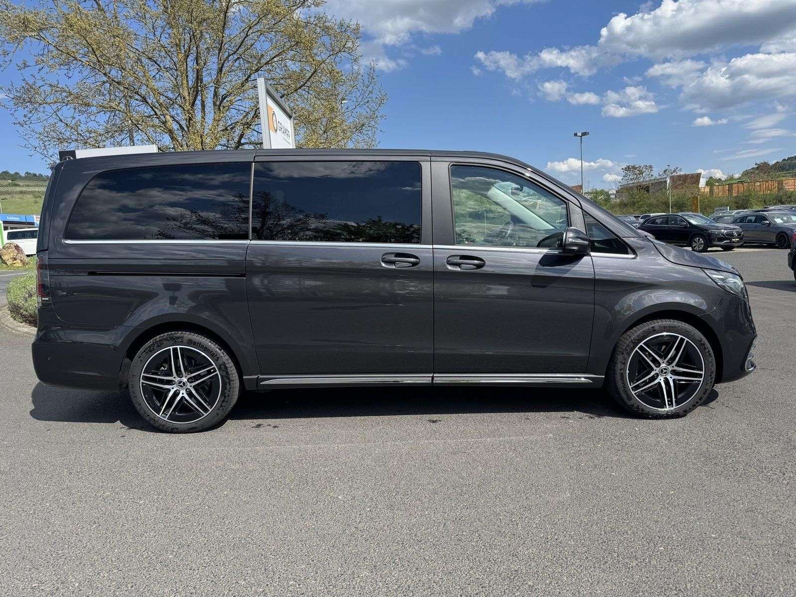Mercedes-Benz V 250