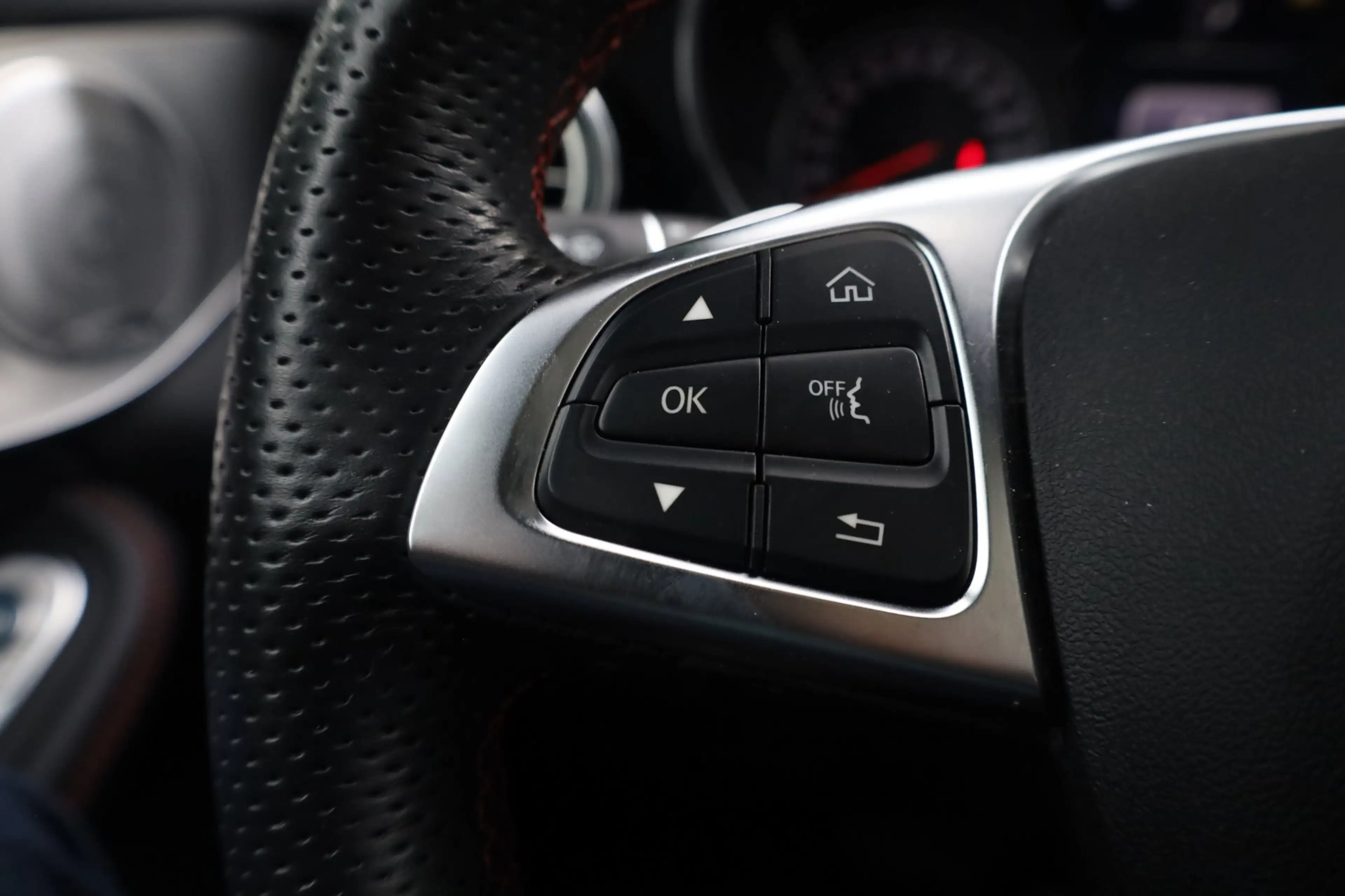 Mercedes-Benz GLC 43 AMG Coupé 4MATIC Aut. | Panorama | Burmester | Sportui — photo 22