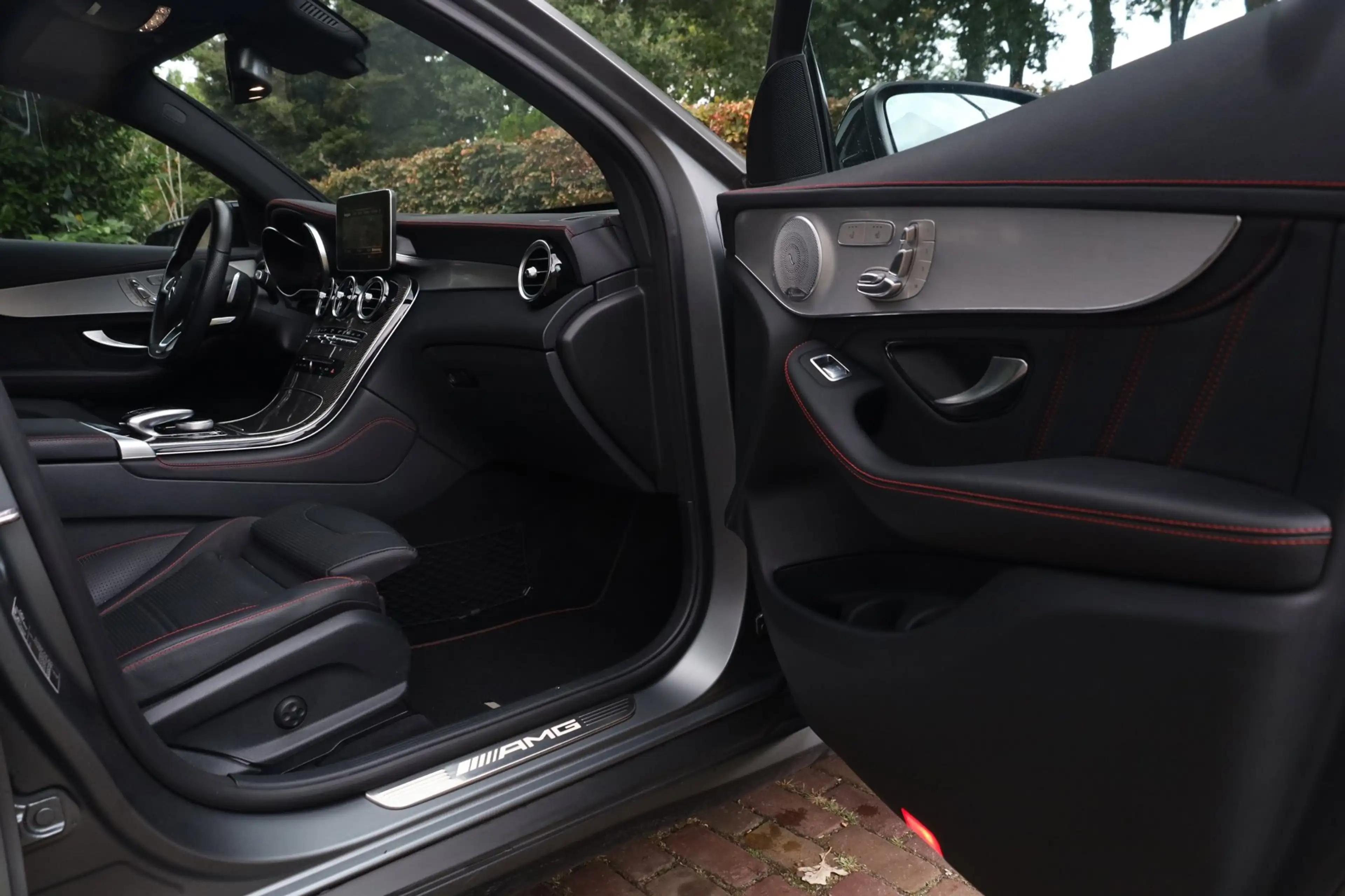 Mercedes-Benz GLC 43 AMG Coupé 4MATIC Aut. | Panorama | Burmester | Sportui — photo 45