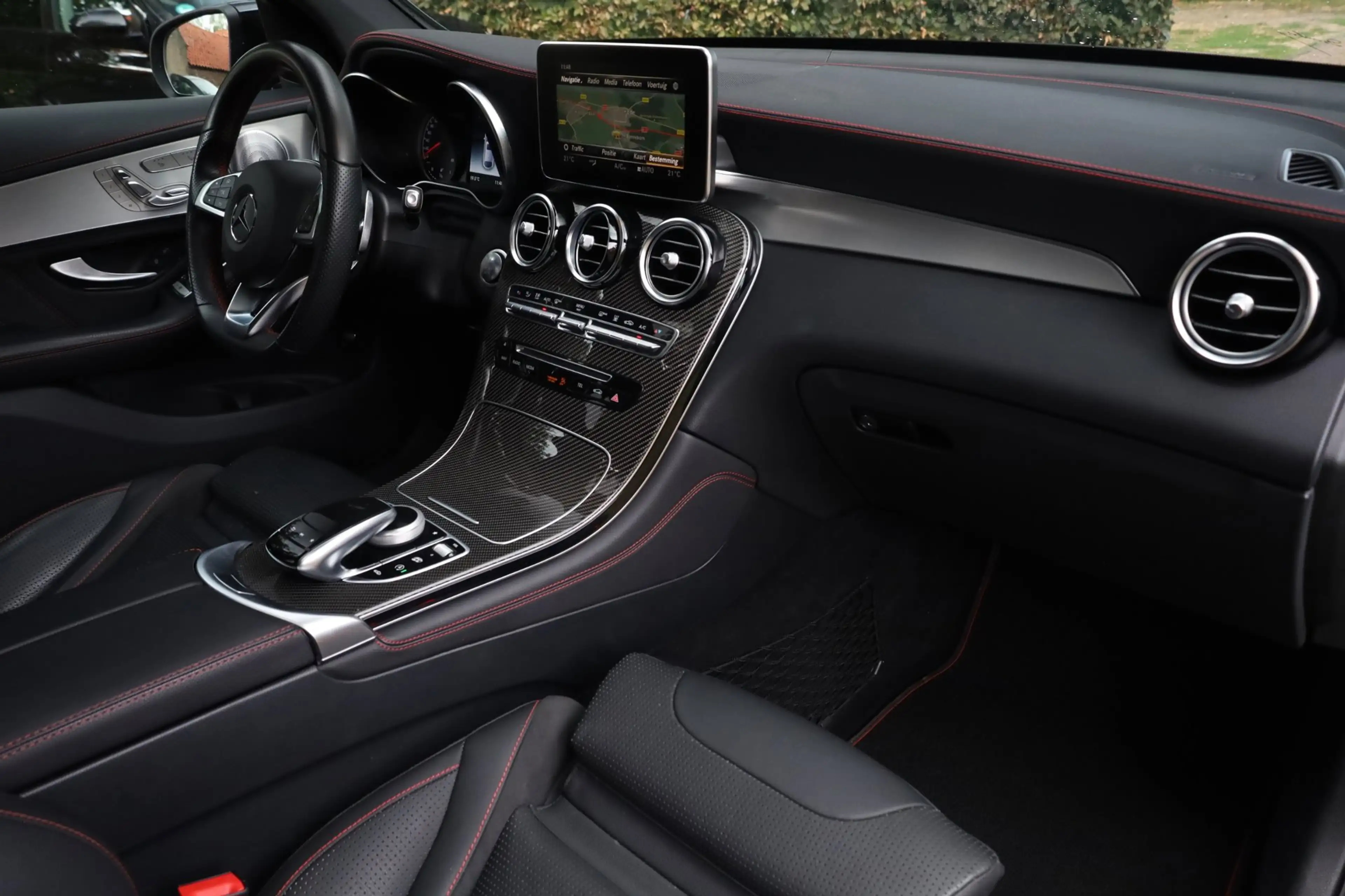 Mercedes-Benz GLC 43 AMG Coupé 4MATIC Aut. | Panorama | Burmester | Sportui — photo 46