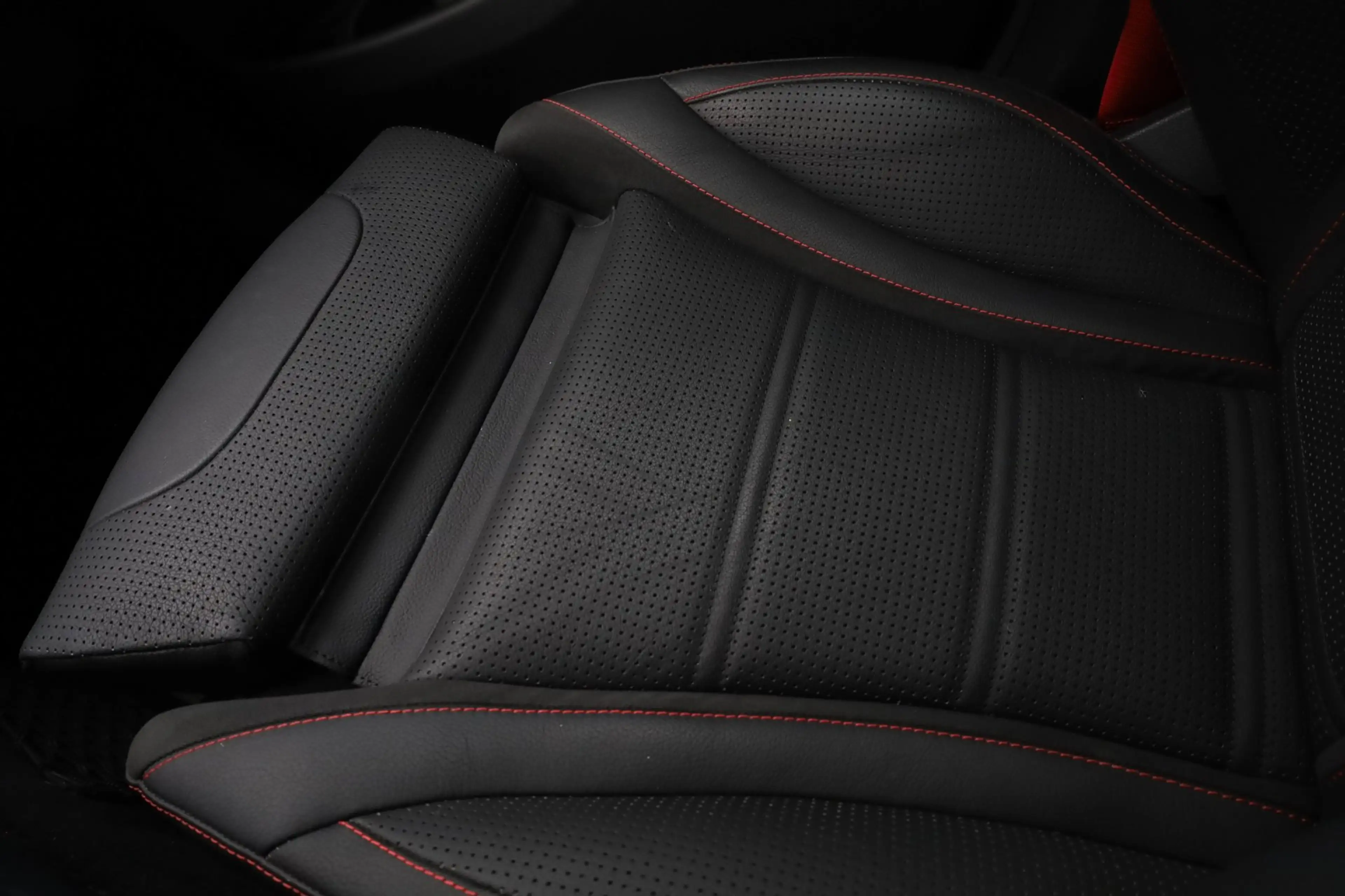 Mercedes-Benz GLC 43 AMG Coupé 4MATIC Aut. | Panorama | Burmester | Sportui — photo 33