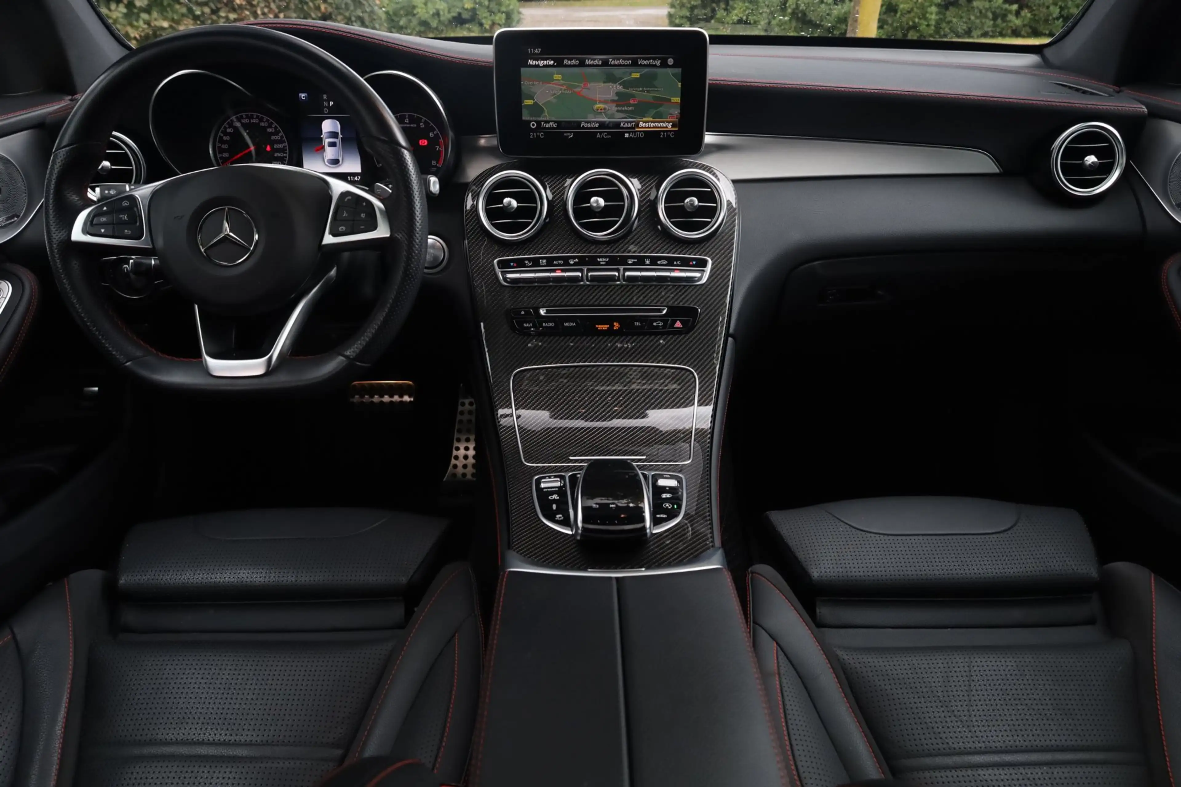 Mercedes-Benz GLC 43 AMG Coupé 4MATIC Aut. | Panorama | Burmester | Sportui — photo 36