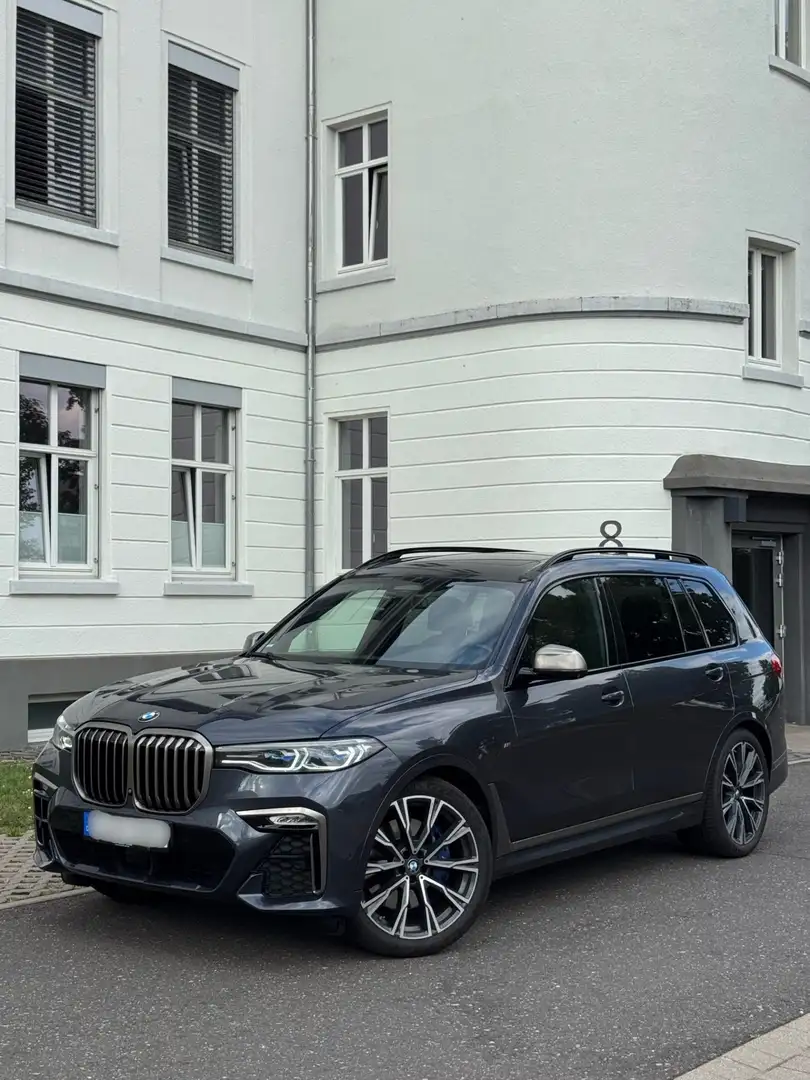 BMW X7 M M50d - 1