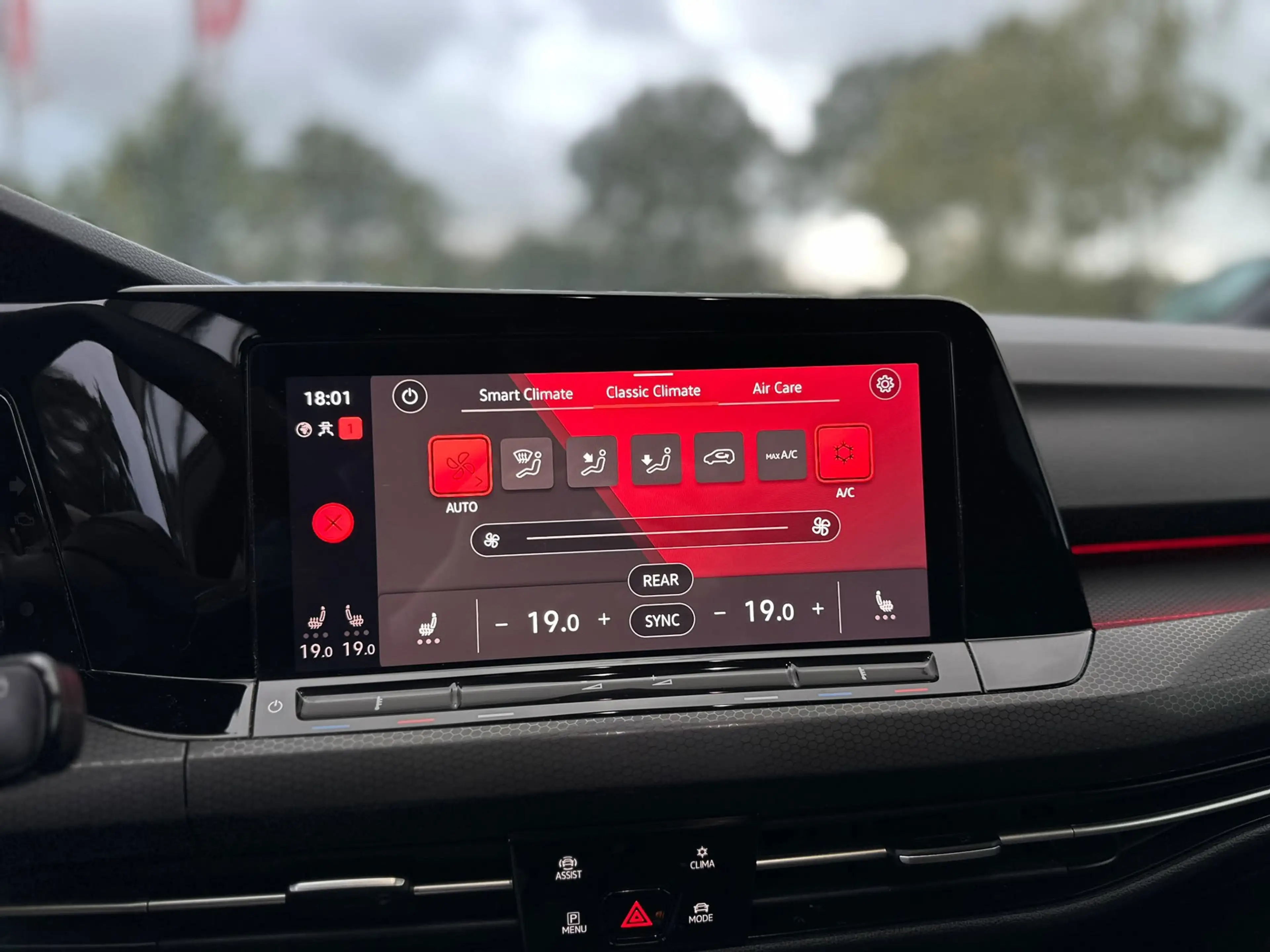 Volkswagen Golf GTD 2.0 TDI | Full options | Pano | DSG | Head Up | H& — photo 37