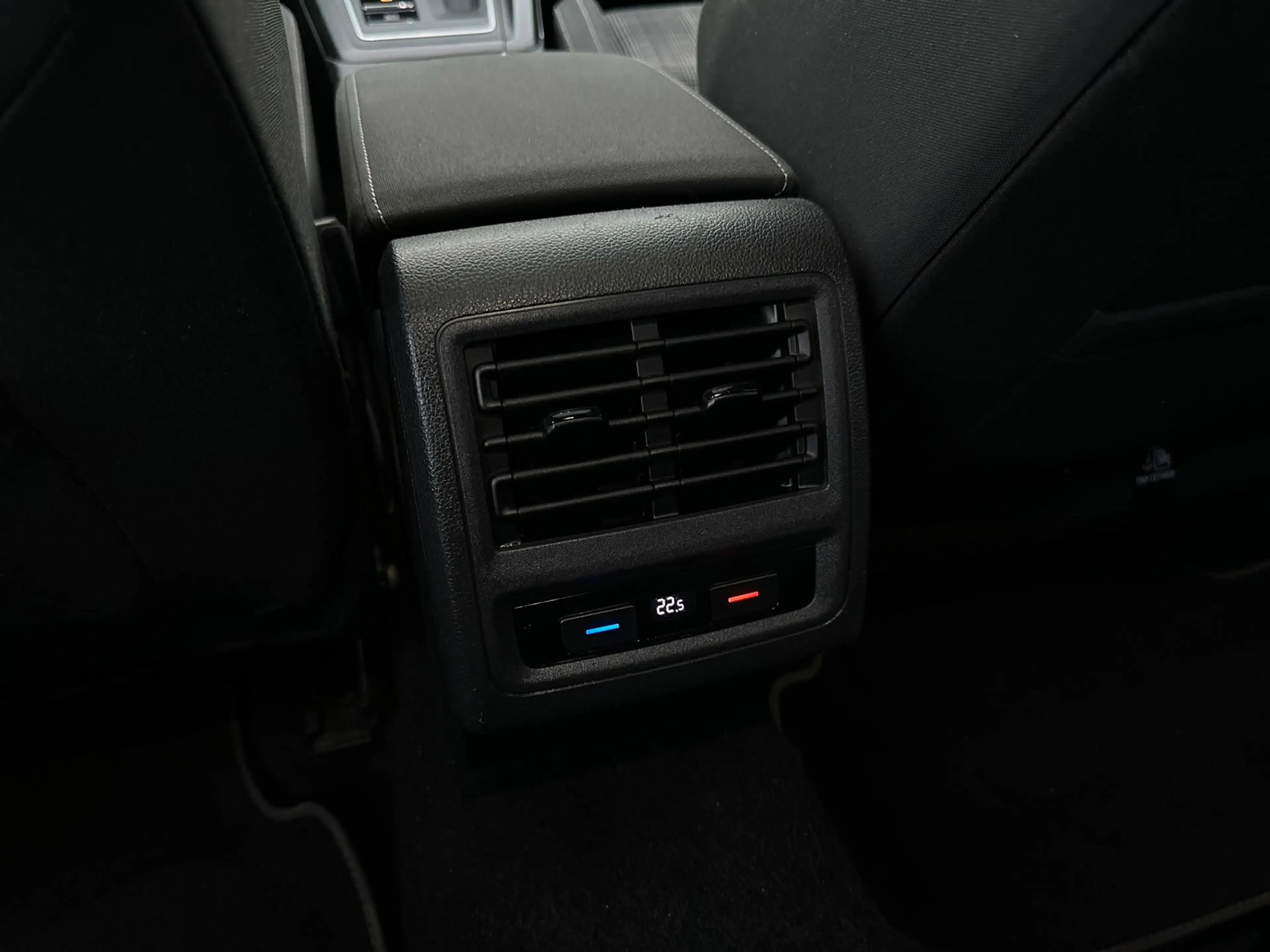 Volkswagen Golf GTD 2.0 TDI | Full options | Pano | DSG | Head Up | H& — photo 18