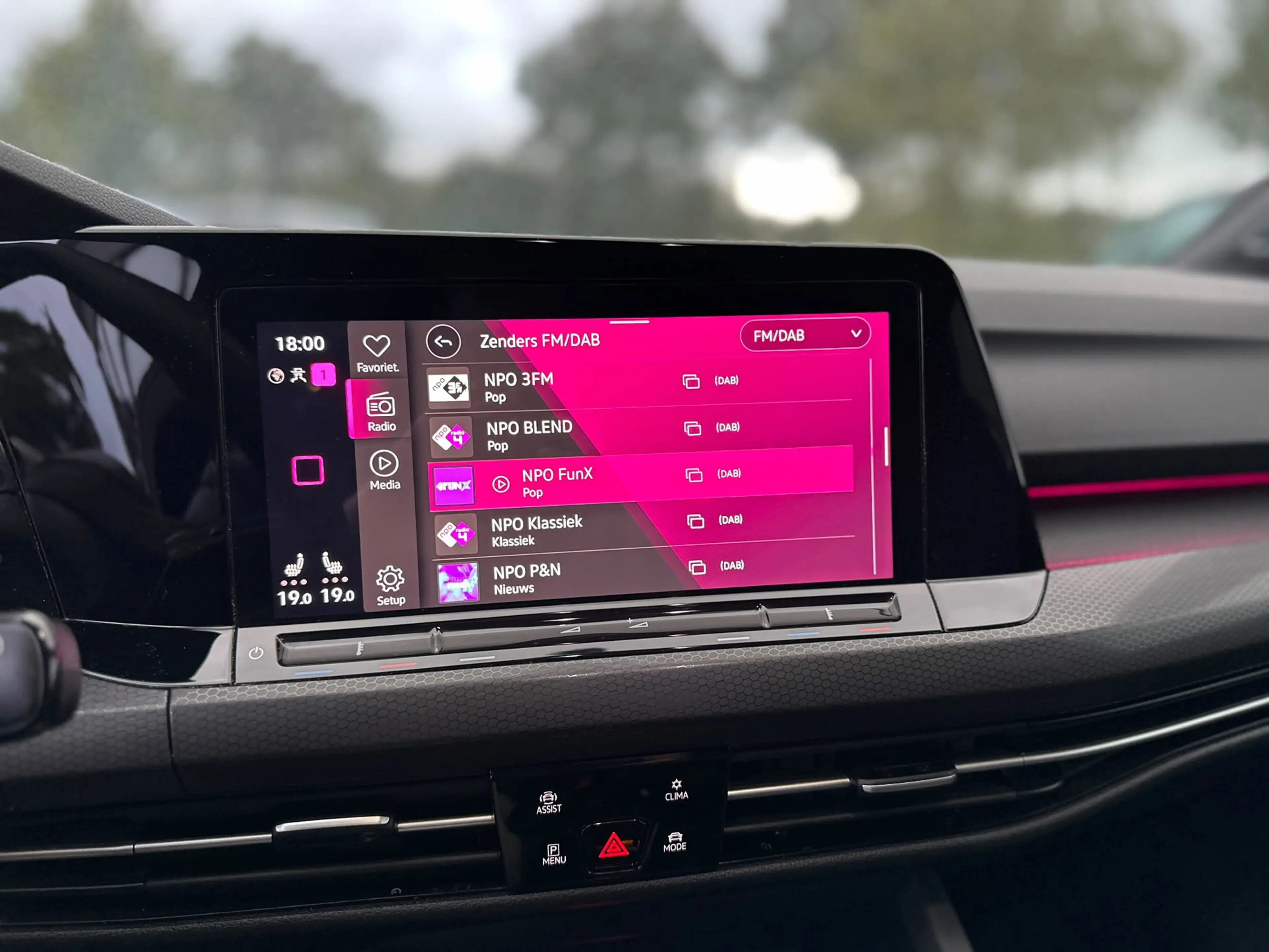 Volkswagen Golf GTD 2.0 TDI | Full options | Pano | DSG | Head Up | H& — photo 31