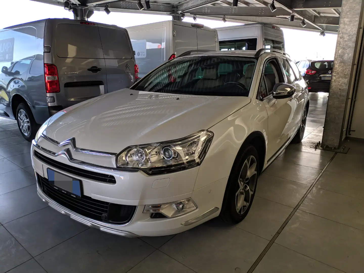 Citroen C5 2.0 HDi 160 aut. Executive XTR Weiß - 2