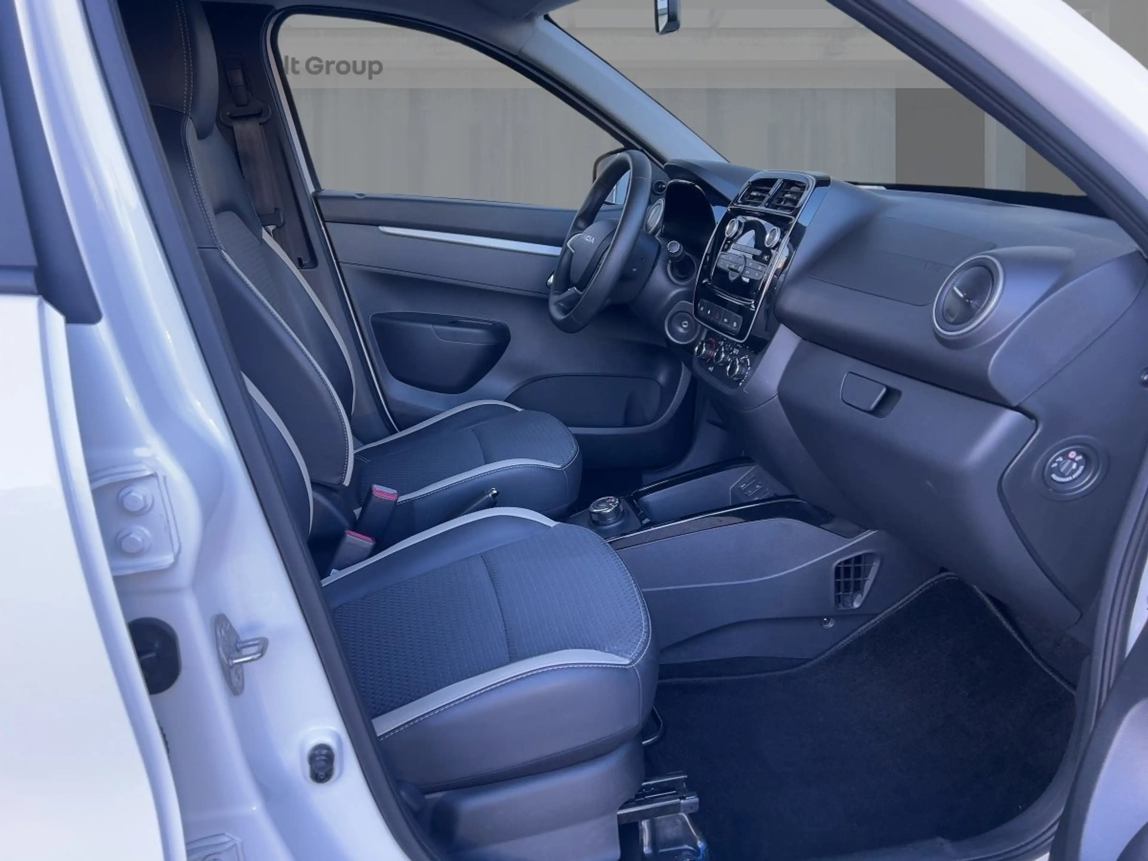 Dacia Spring Essential ELECTRIC 45 KLIMA Lichtautomatik — photo 8