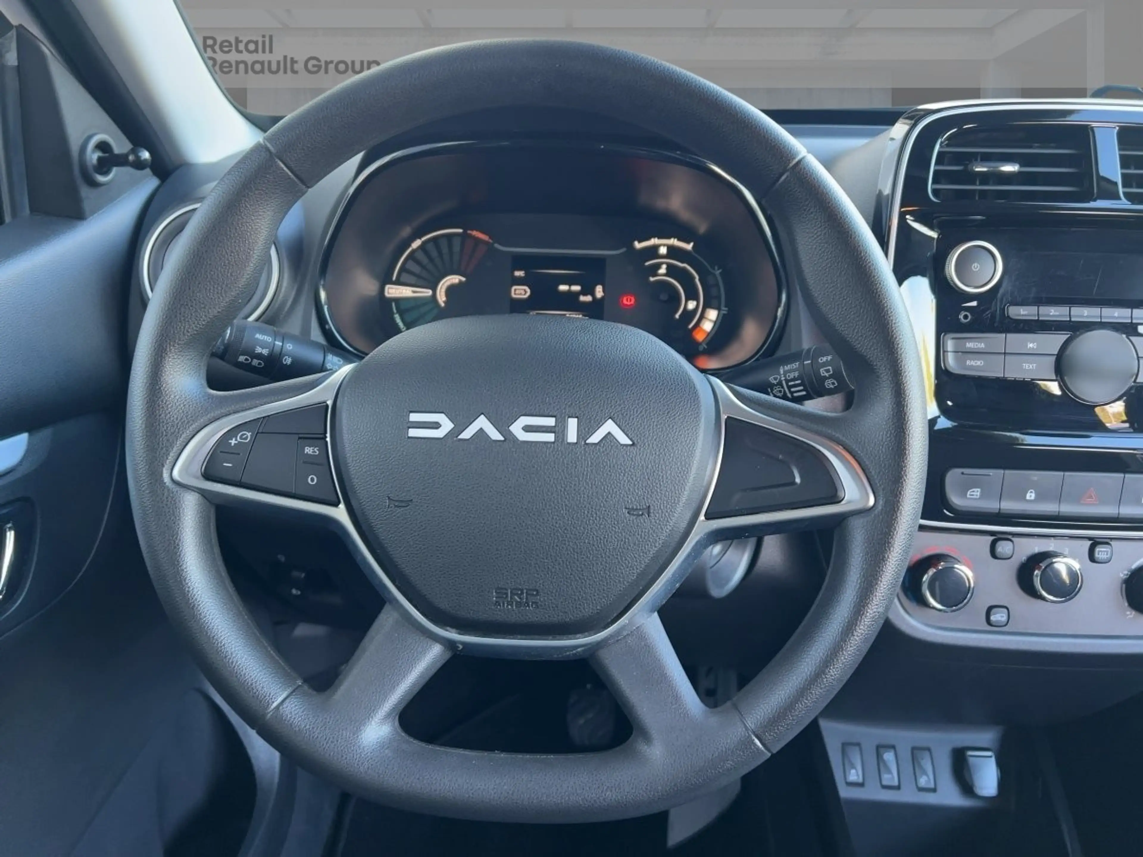 Dacia Spring Essential ELECTRIC 45 KLIMA Lichtautomatik — photo 11