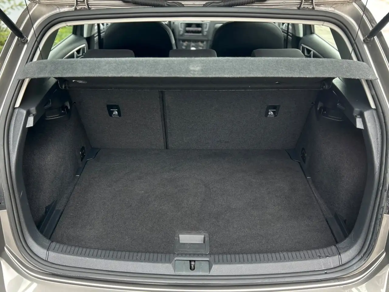 Volkswagen Golf Standard Model — photo 11 sur 36