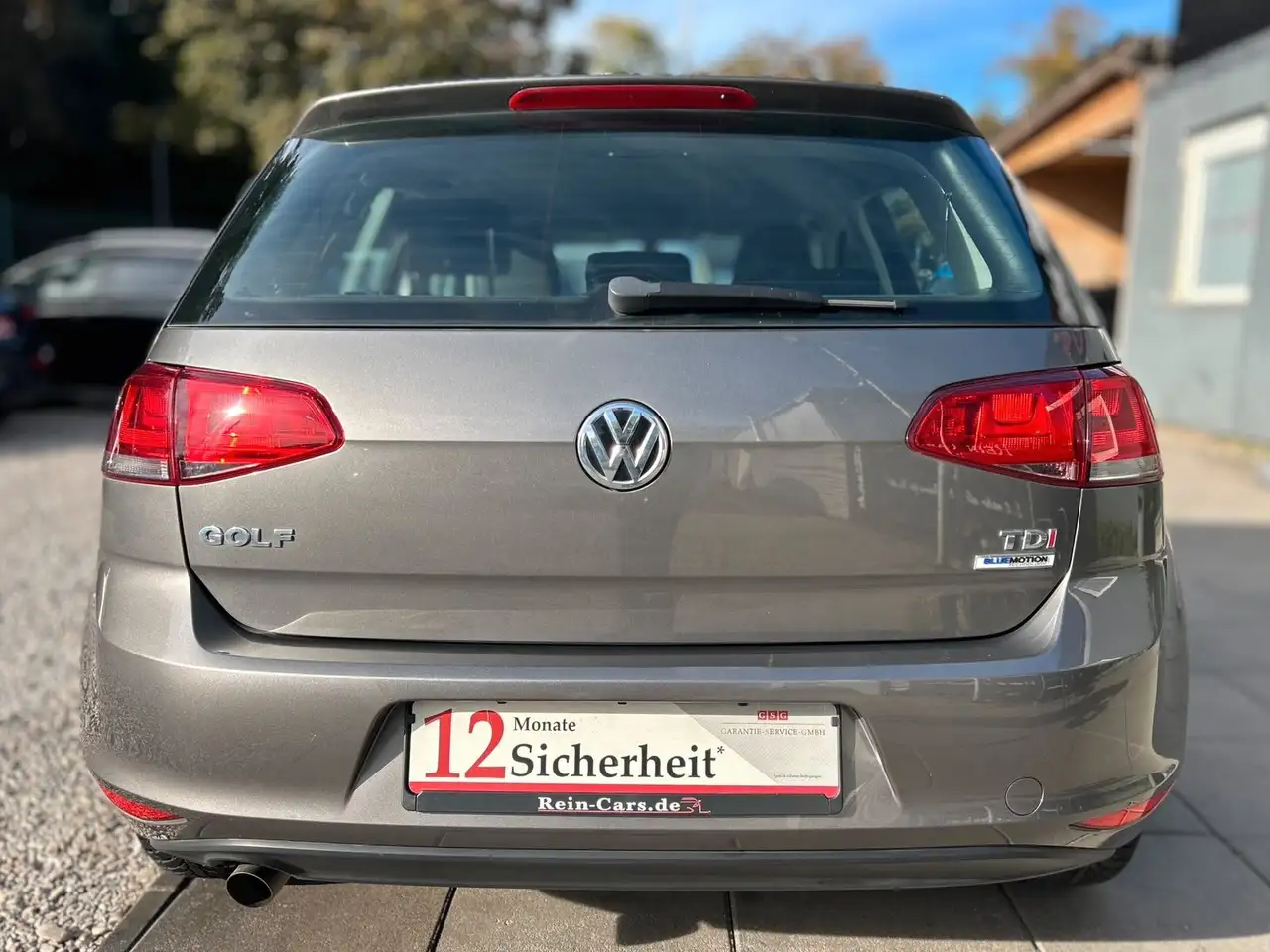 Volkswagen Golf Standard Model — photo 10 sur 36
