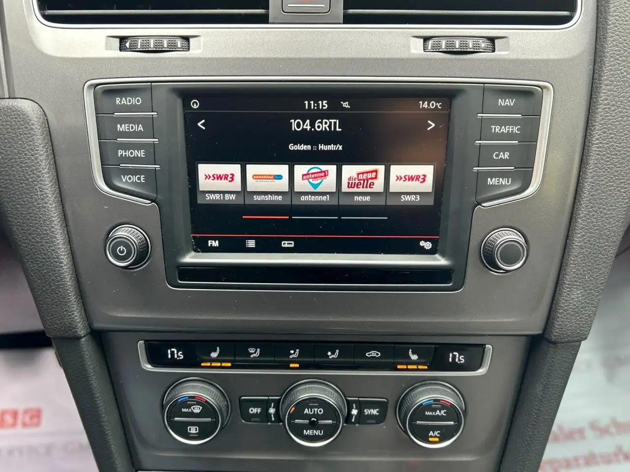 Volkswagen Golf Standard Model — photo 21 sur 36