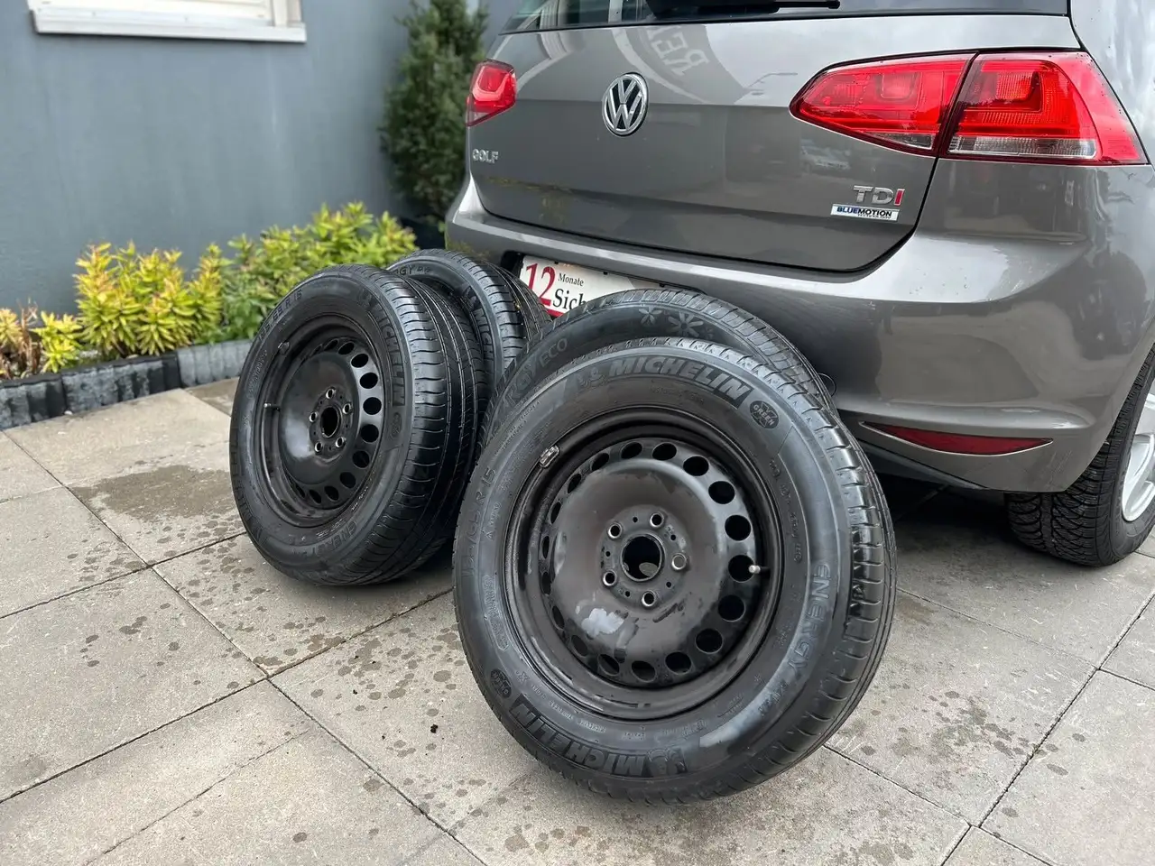 Volkswagen Golf Standard Model — photo 8 sur 36