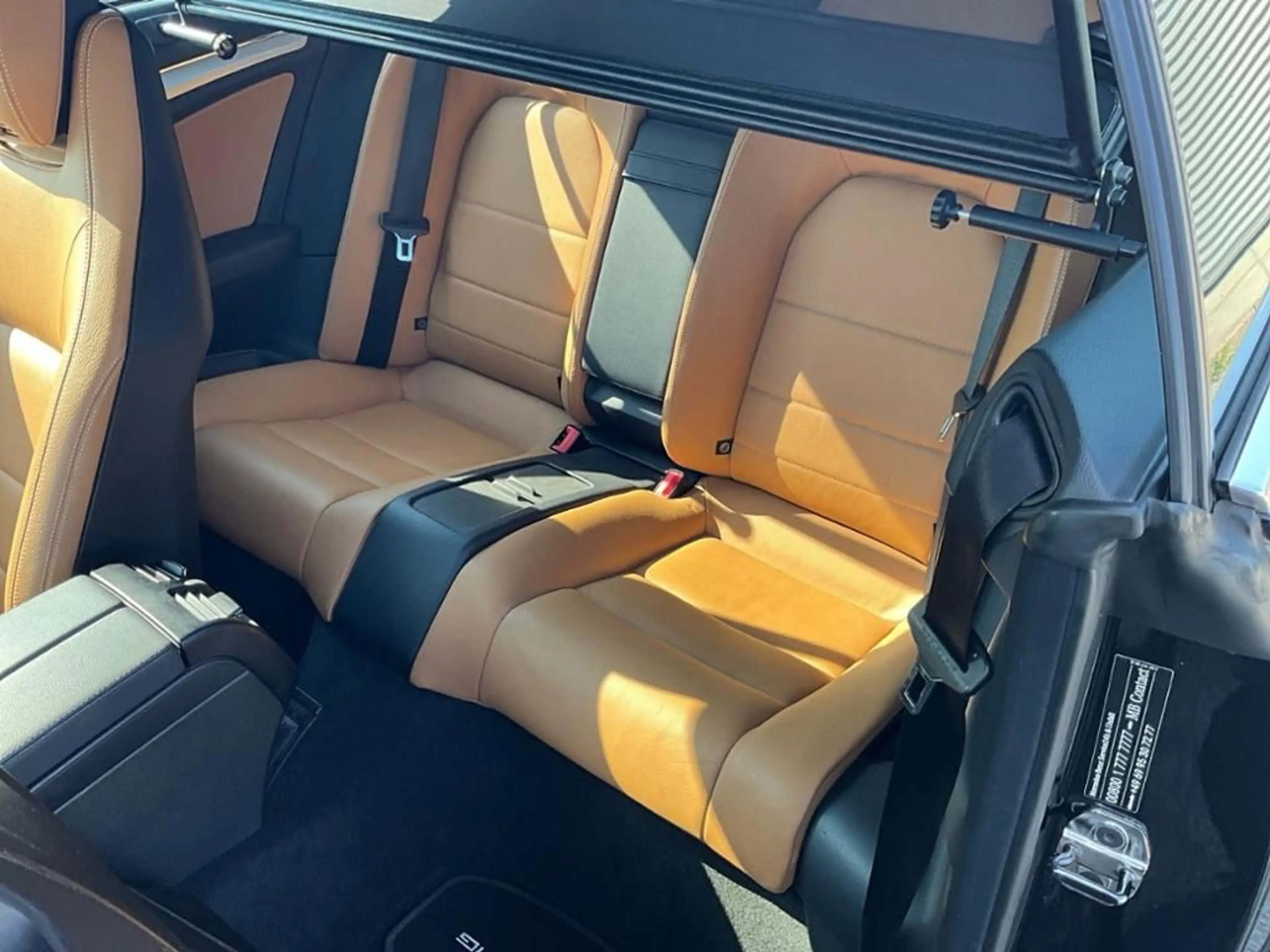 Mercedes-Benz E 250 BlueEFFICIENCY Cabriolet AHK AUT KlimaA LM — photo 14
