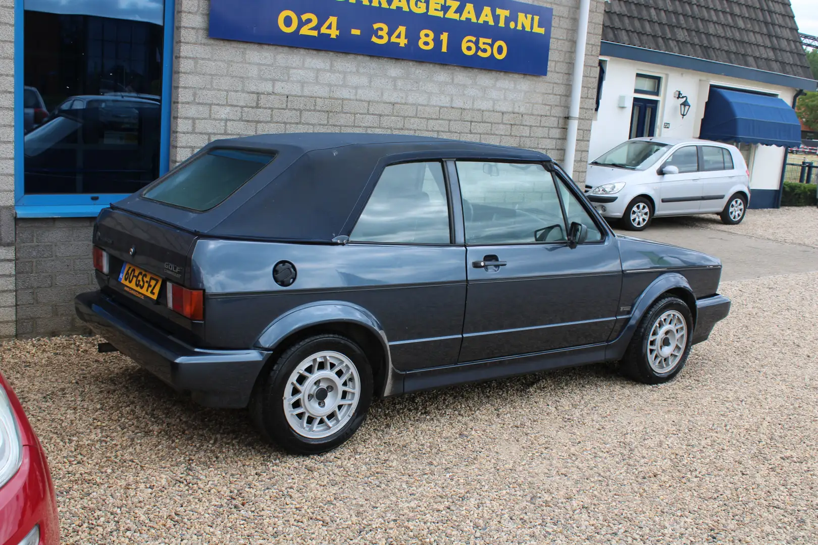 Volkswagen Golf Cabriolet 1.8 Quartett Blauw - 2