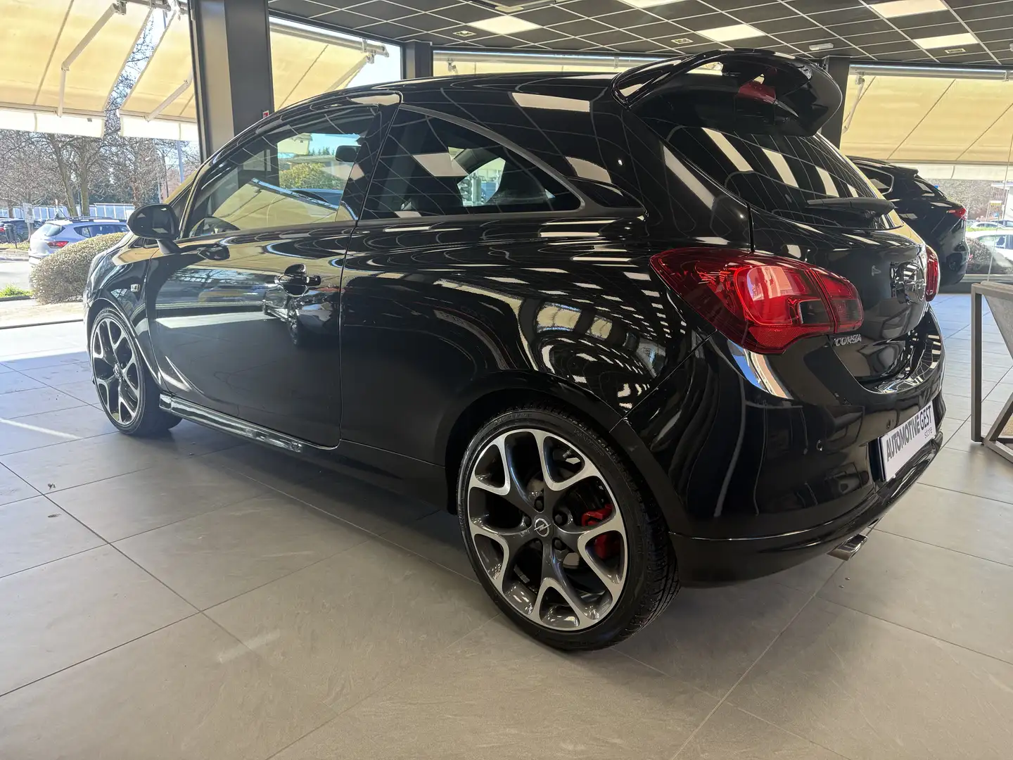 Opel Corsa Corsa V 3p 1.4t GSi Schwarz - 2