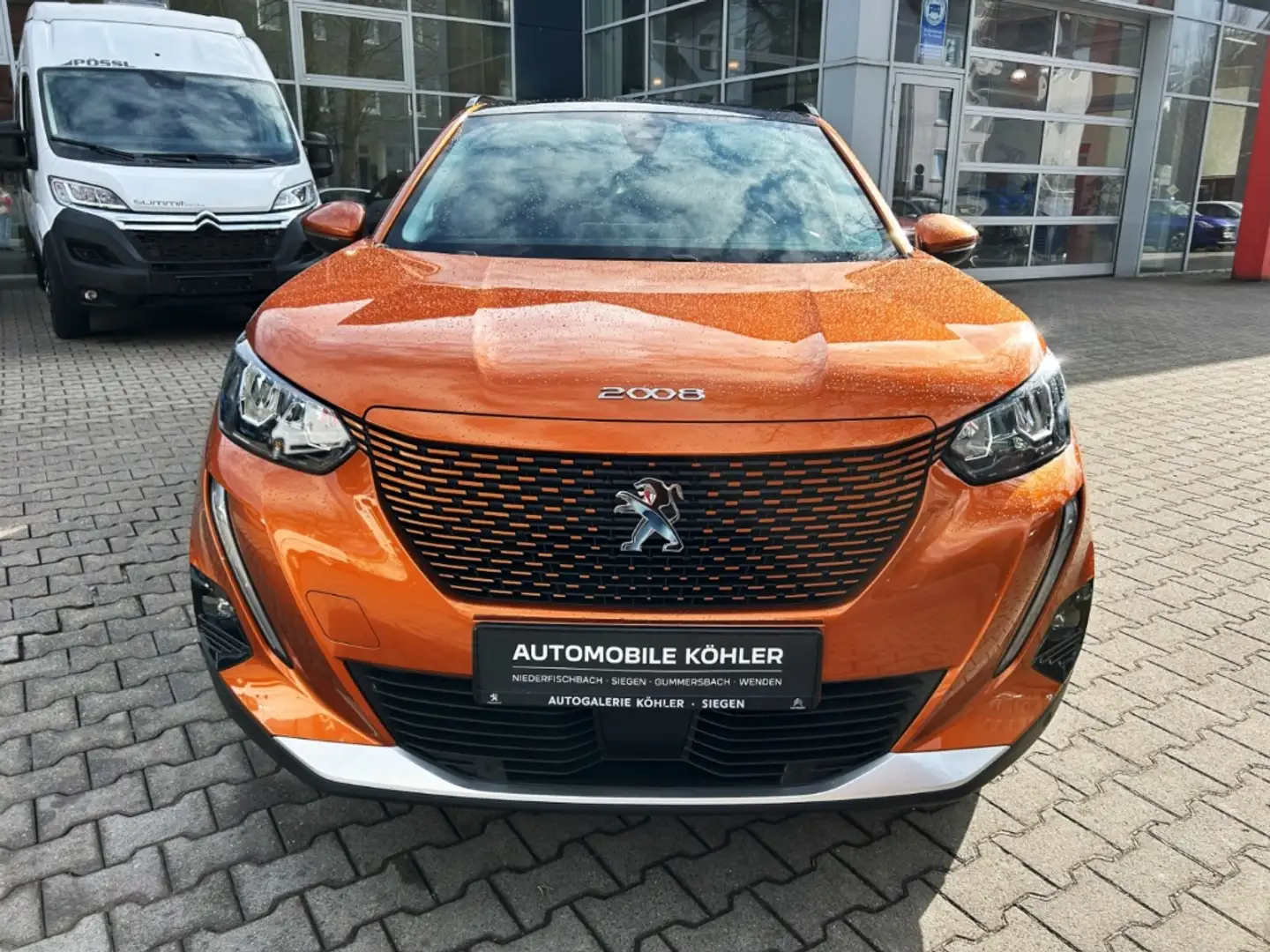 Peugeot 2008 e- Allure Panodach Navi Digitales Cockpit LED Orange - 2