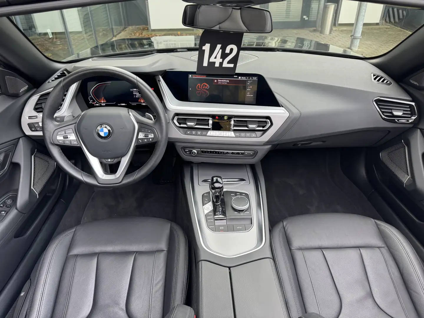 BMW Z4 sDrive20i M Aerodynamikpaket h&k HuD Ad-LED DA Schwarz - 2
