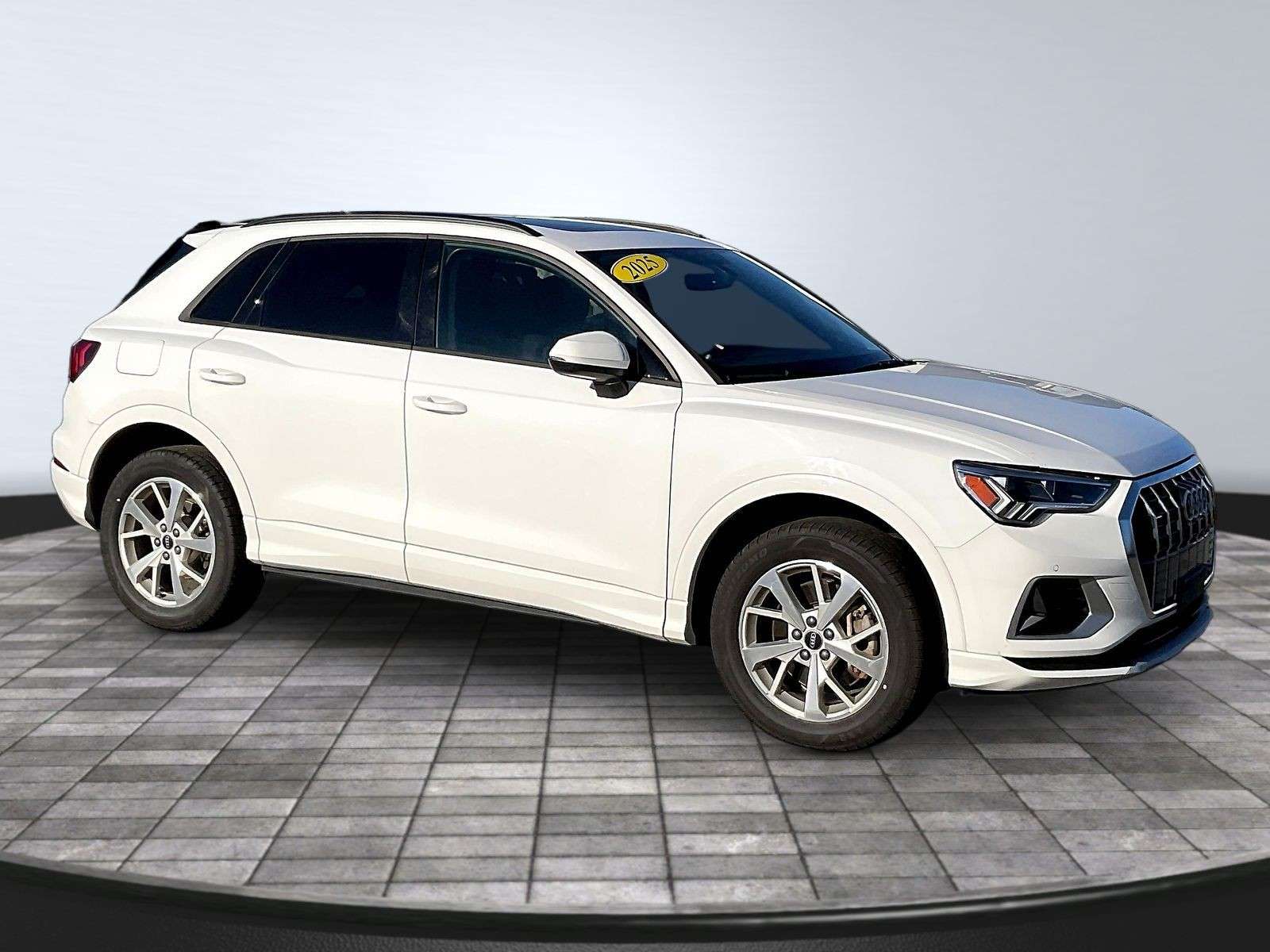 2025 Audi Q3