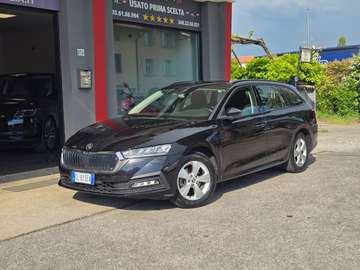 2.0 TDI EVO SCR 150 CV DSG Wagon Executive
