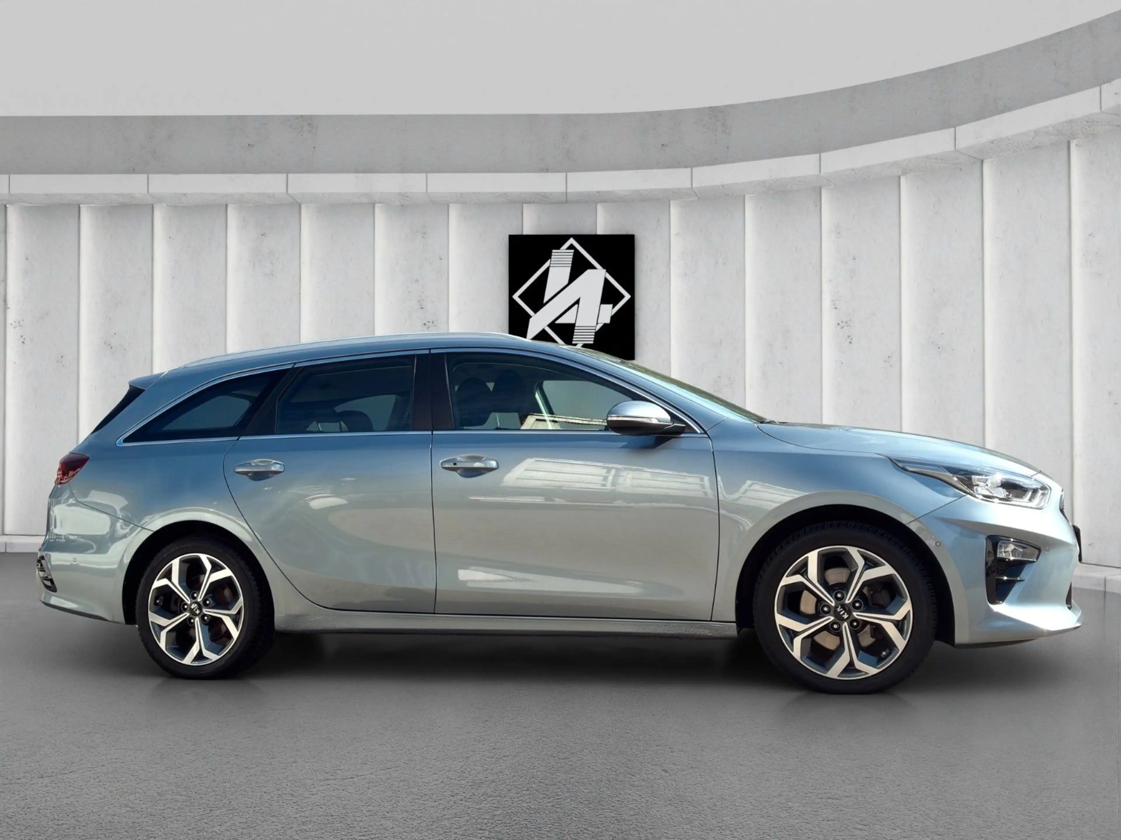 Kia Ceed SW / cee'd SW *Automatik*SHZ*LHZ*Navi*Kamera* — photo 4