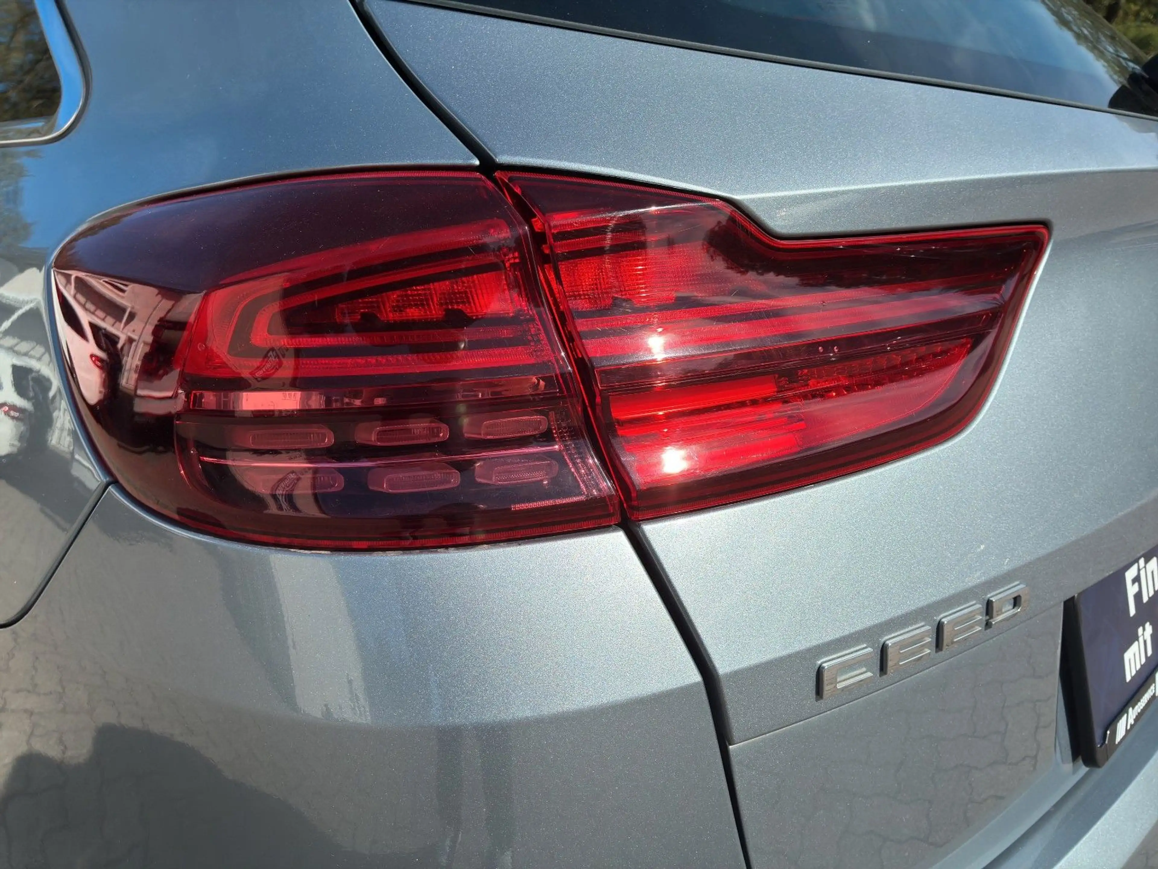 Kia Ceed SW / cee'd SW *Automatik*SHZ*LHZ*Navi*Kamera* — photo 9