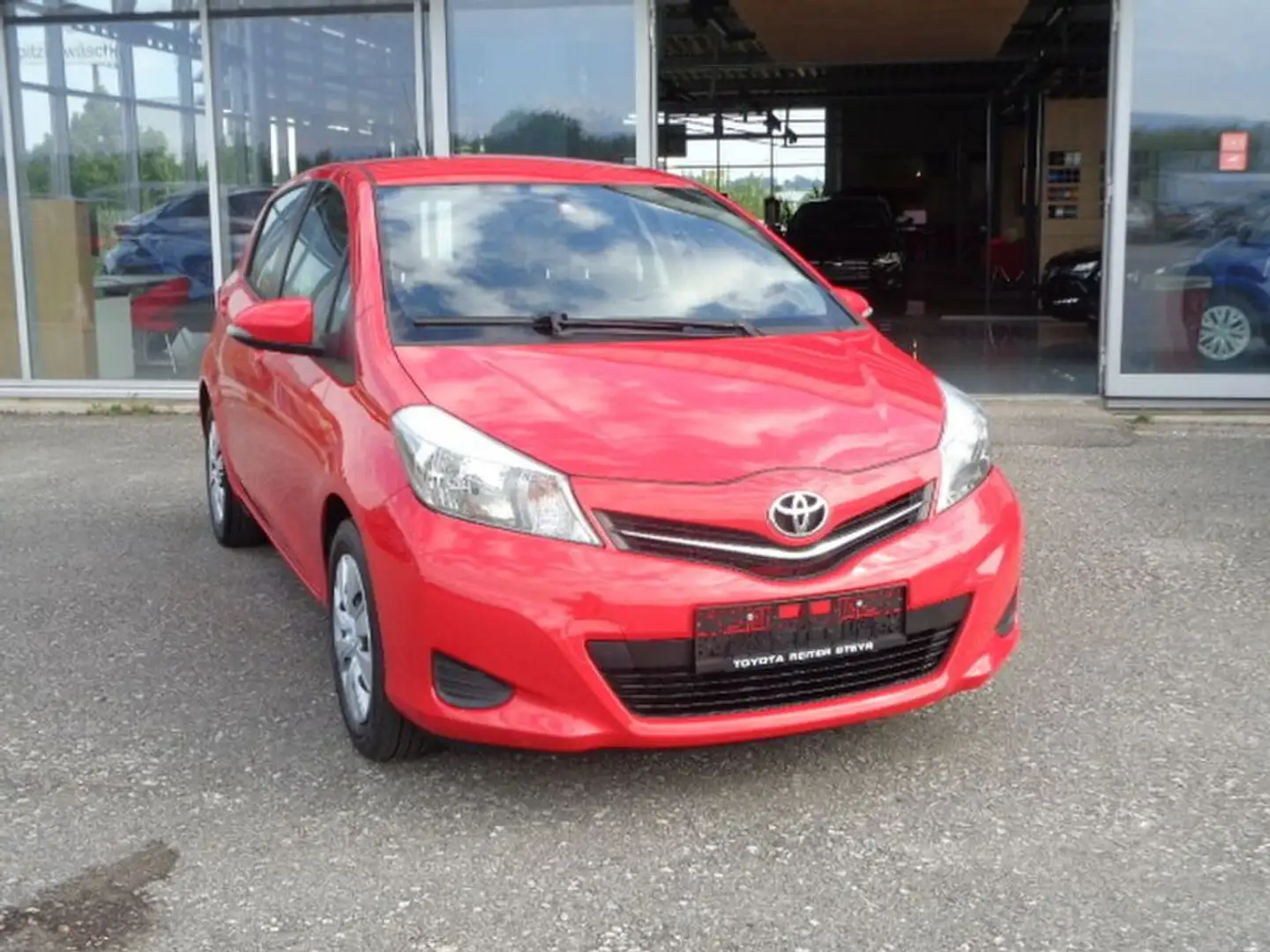 Toyota Yaris Active 1,33 *Kamera *Top Rot - 1