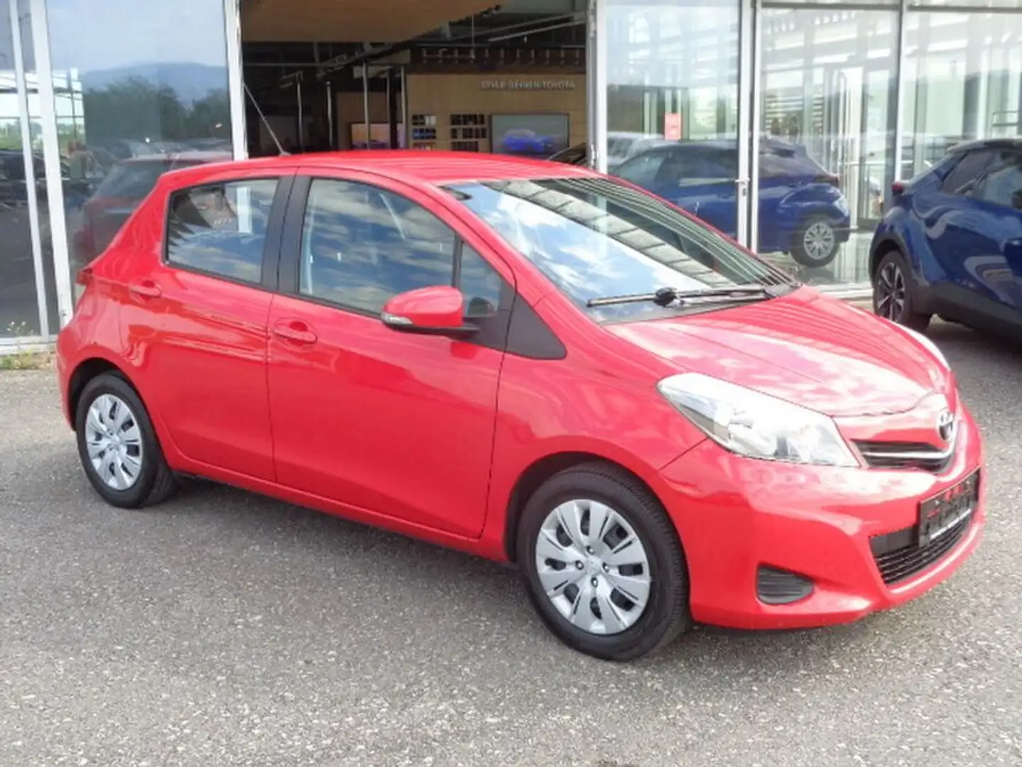 Toyota Yaris Active 1,33 *Kamera *Top Rot - 2