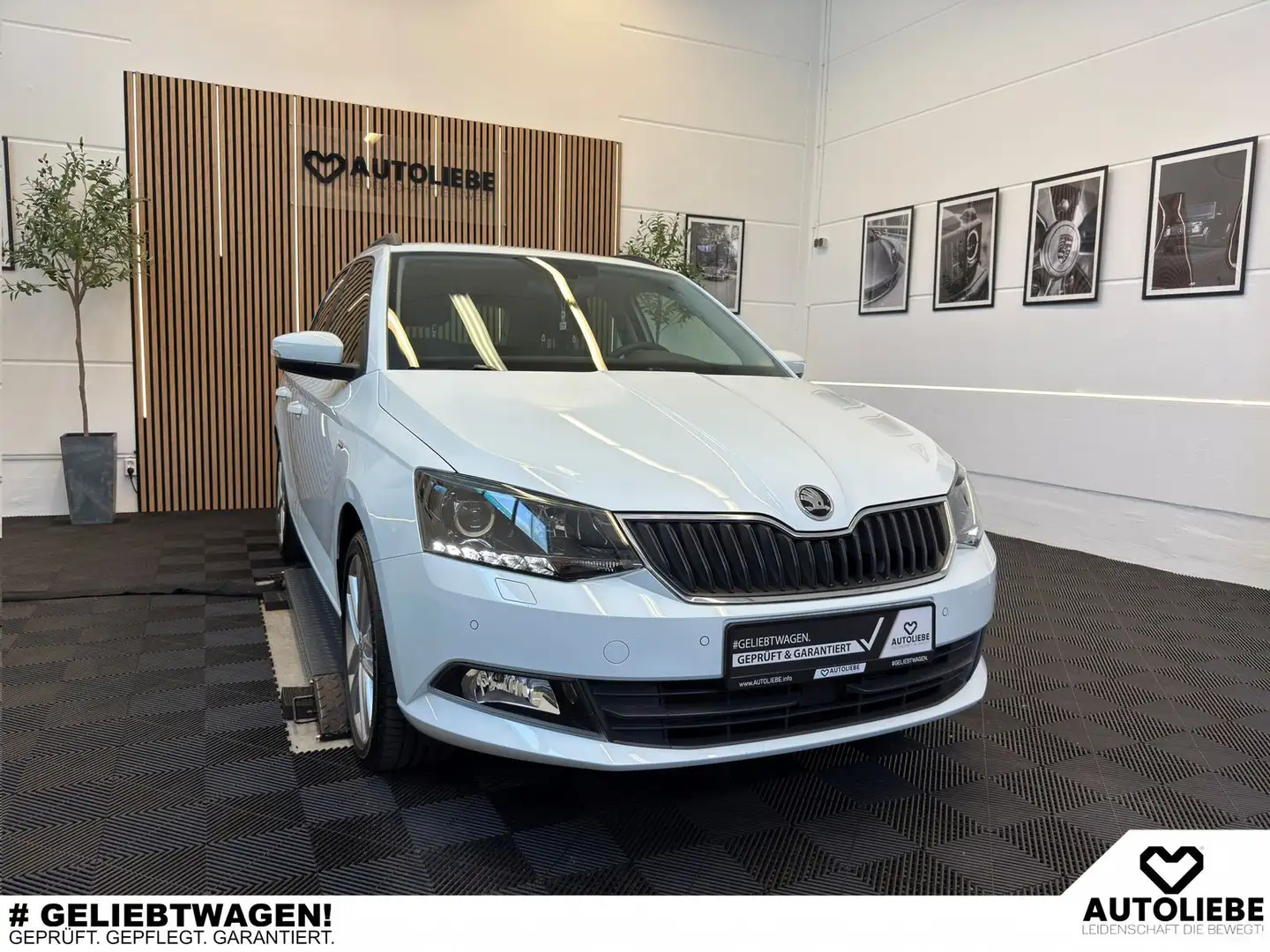 Skoda Fabia 1.0 TSI Combi Clever ACC*SHZ*DAB*2HAND Wit - 1