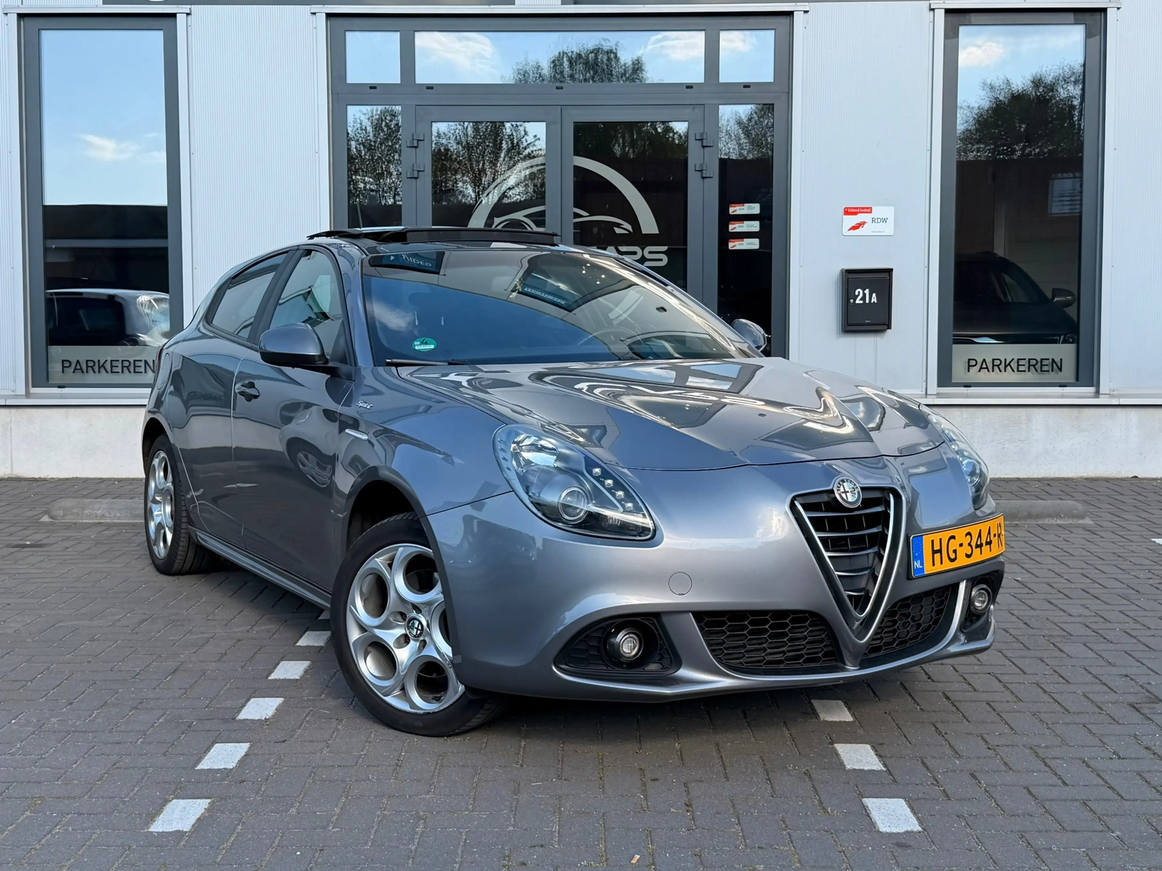 Alfa Romeo Giulietta 1.4 T Sprint|Pano|Navi|Nap — photo 5