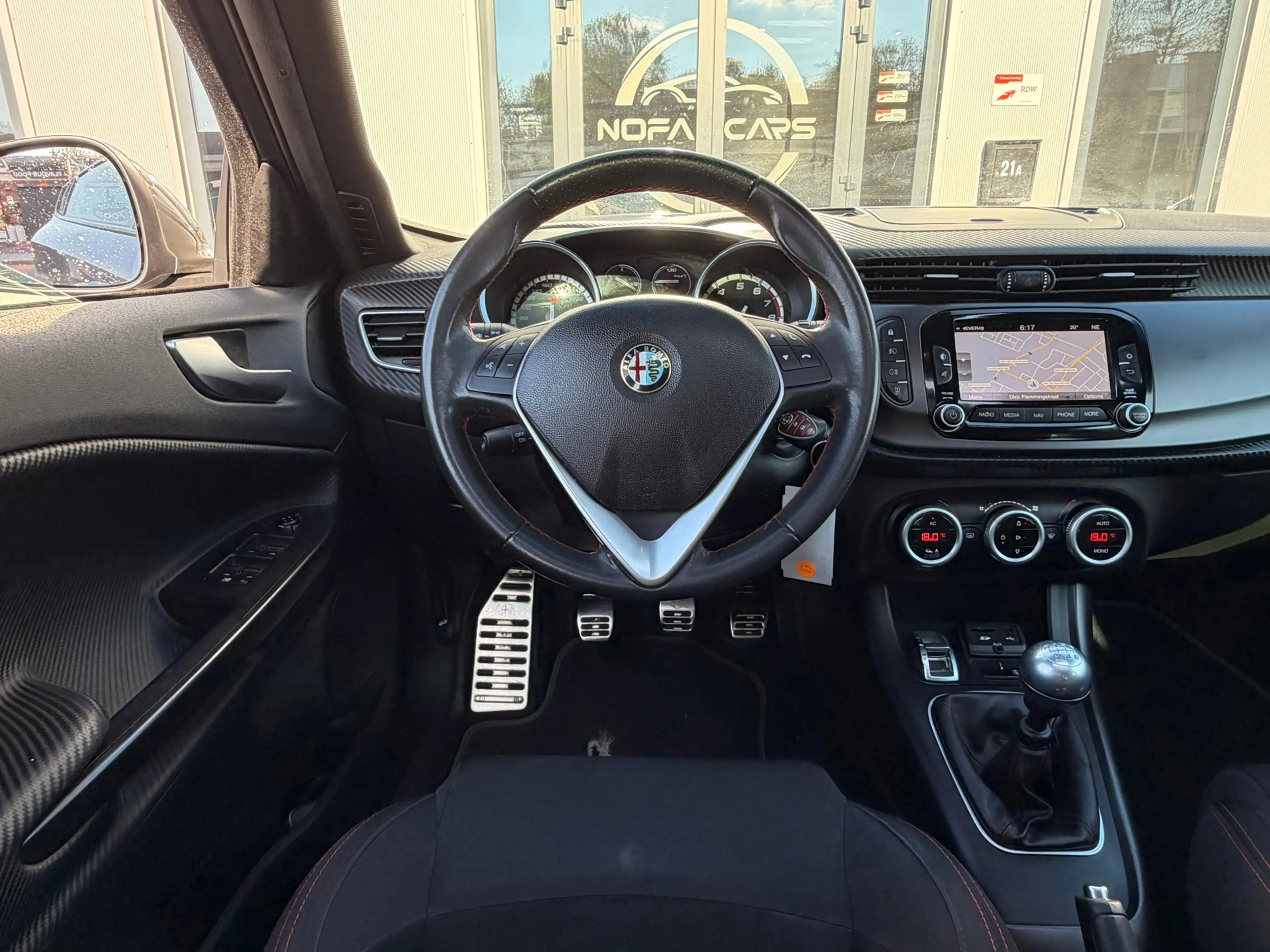 Alfa Romeo Giulietta 1.4 T Sprint|Pano|Navi|Nap — photo 4