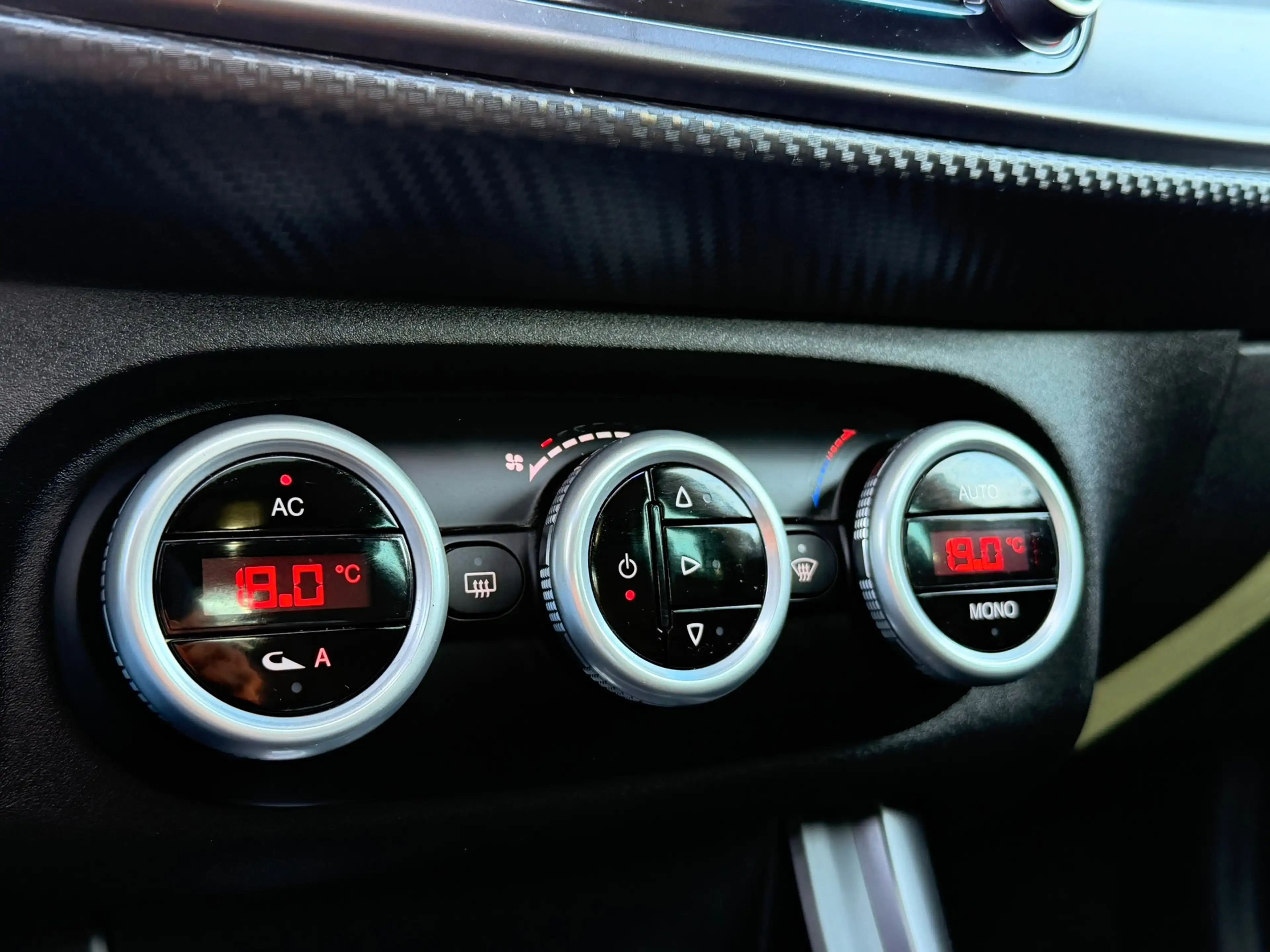 Alfa Romeo Giulietta 1.4 T Sprint|Pano|Navi|Nap — photo 11