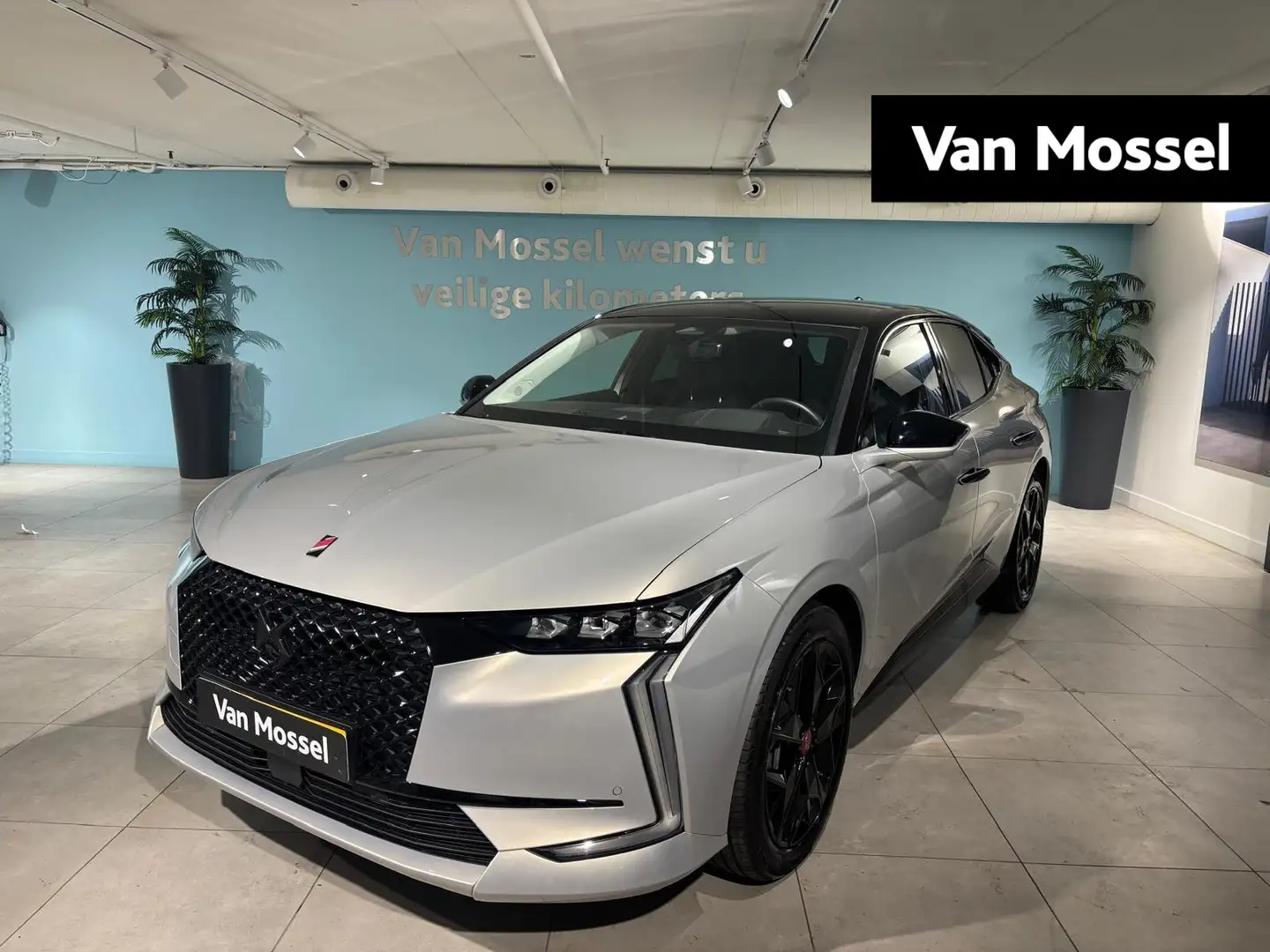 DS Automobiles DS 4 E-Tense Performance Line+ Grijs - 1