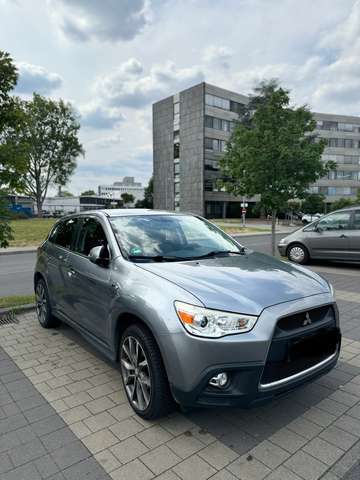 Mitsubishi ASX 1.8 DI-D 2WD Inform
