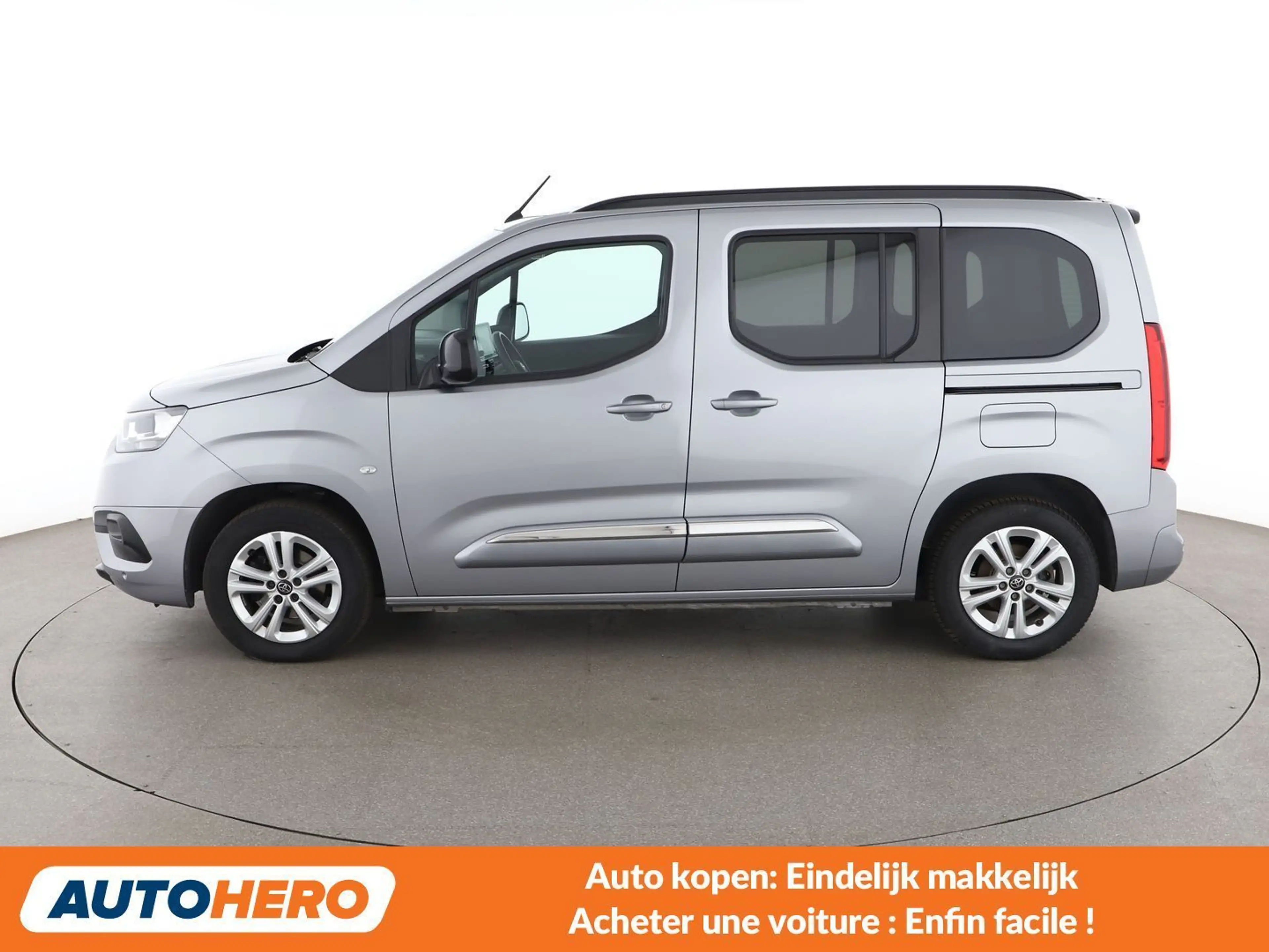Toyota Proace City 1.2 Turbo L2 Shuttle — photo 3