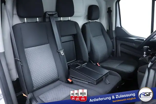Ford Transit Custom view 18