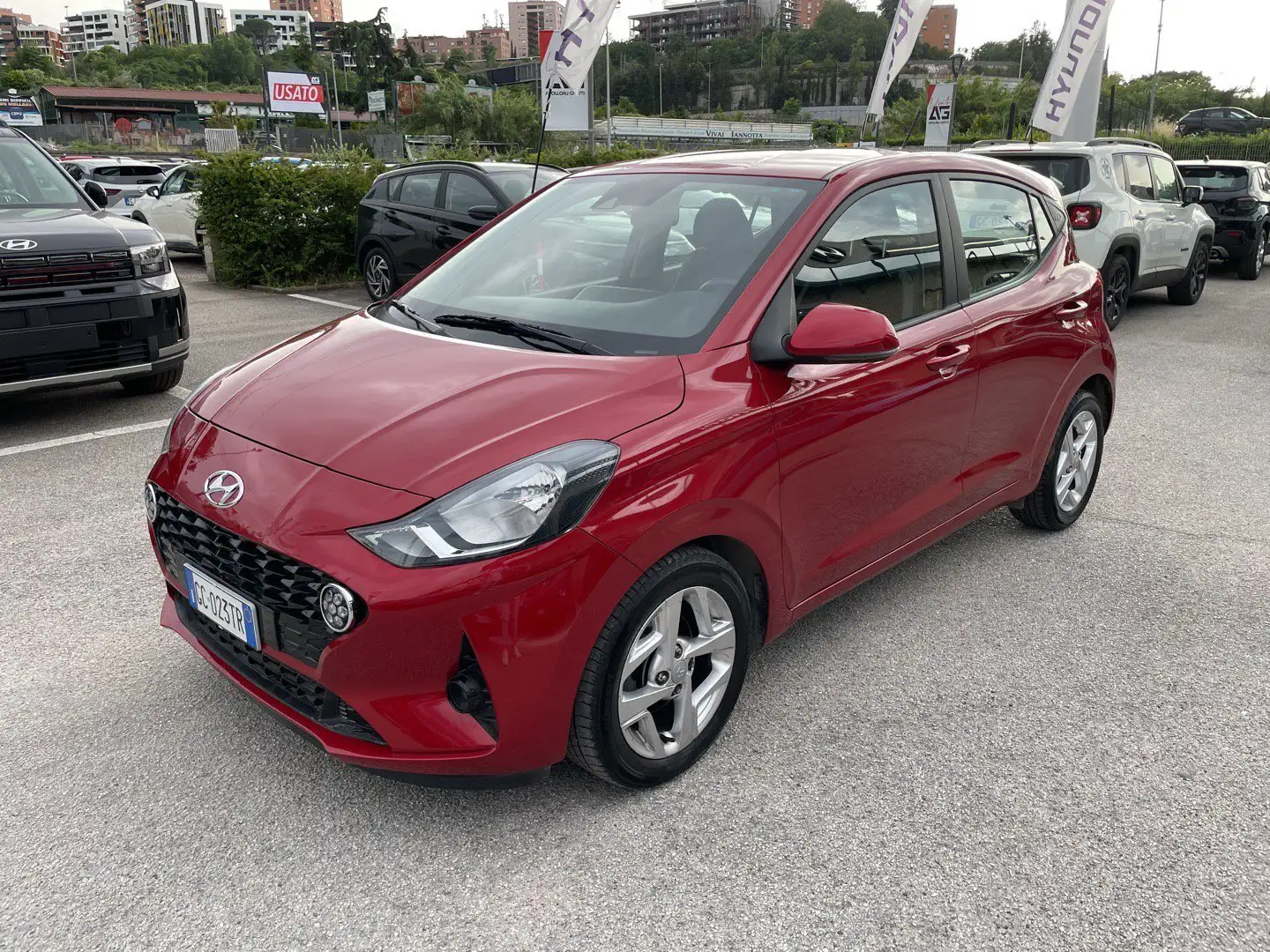 Hyundai i10 1.0 MPI Tech Piros - 1
