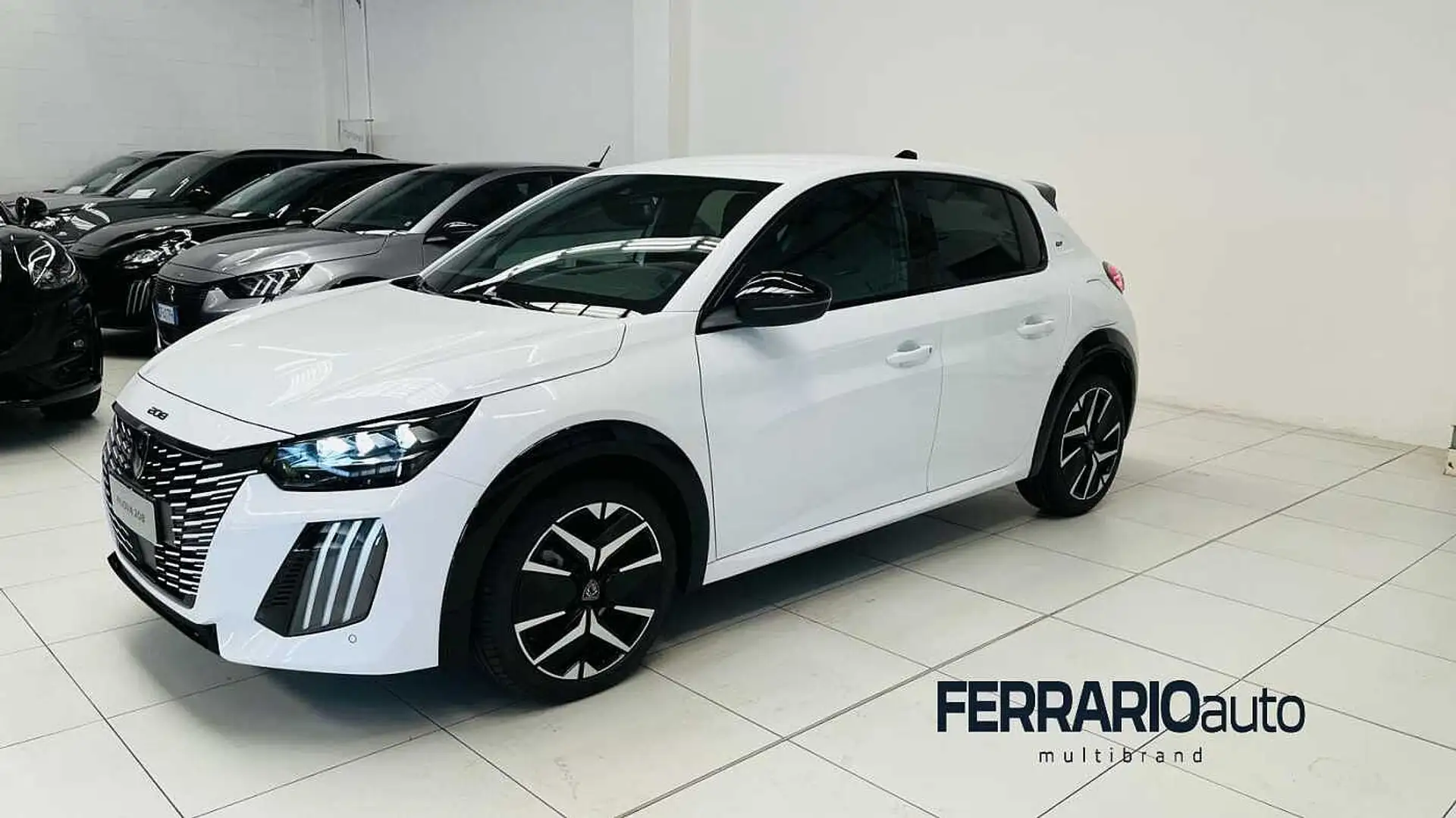 Peugeot 208 2ª serie Hybrid 110 e-DCS6 GT - KM0 - Bianco - 1