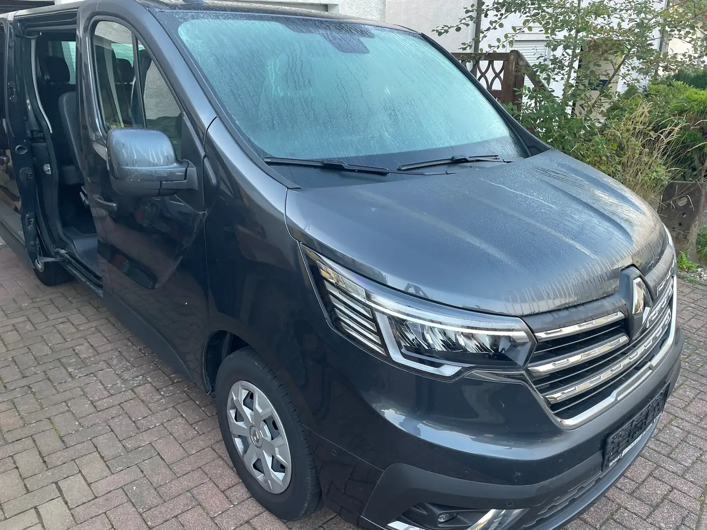 Renault Trafic Trafic Blue dCi 150 Grau - 1