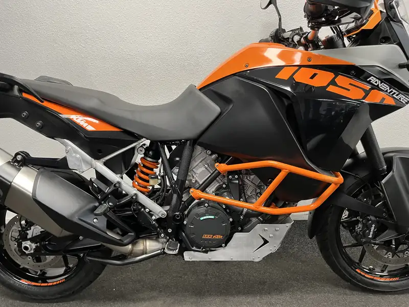 KTM 1050 Adventure - foto 5
