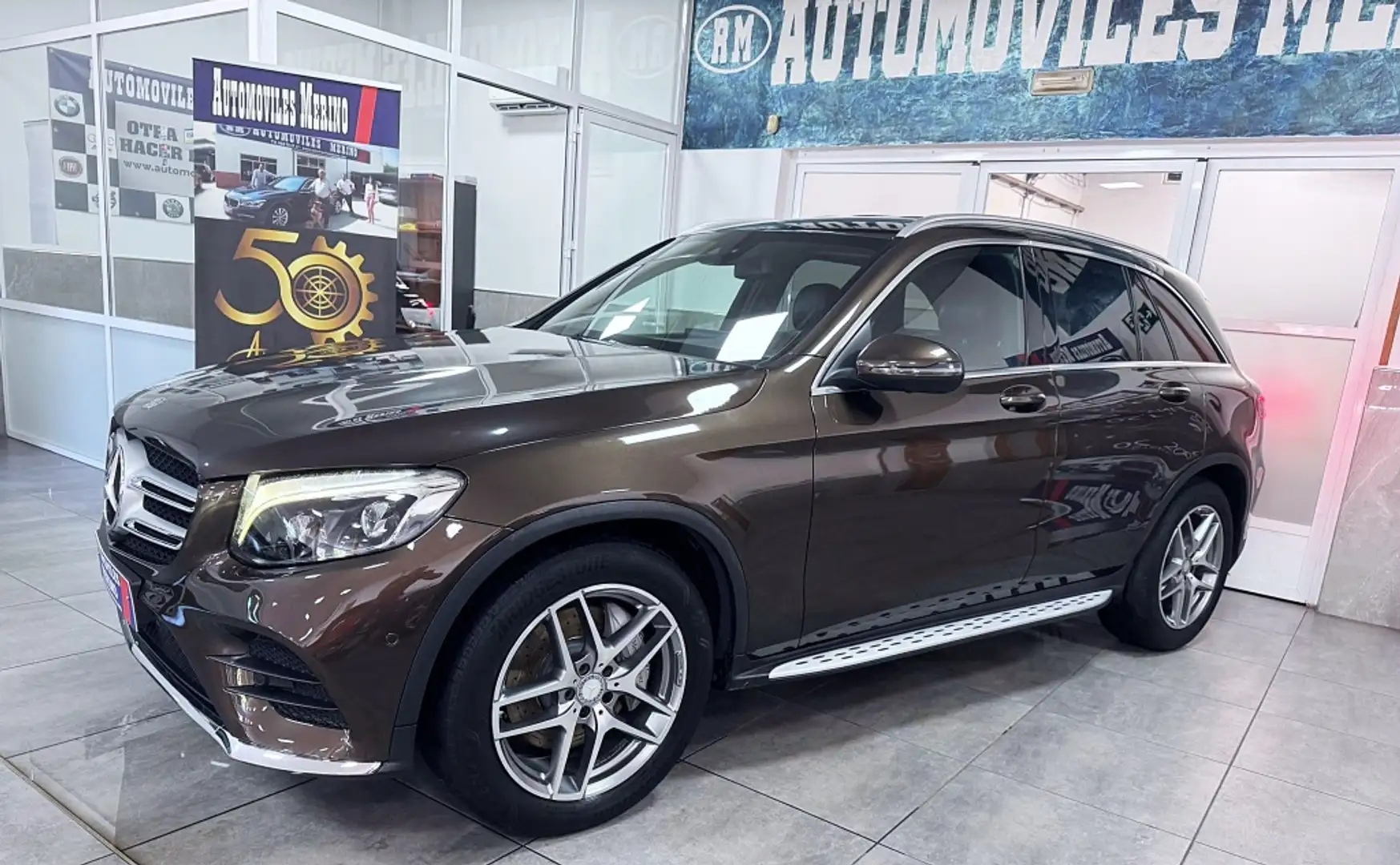 Mercedes-Benz GLC 220 220d 4Matic Aut. Marrón - 2
