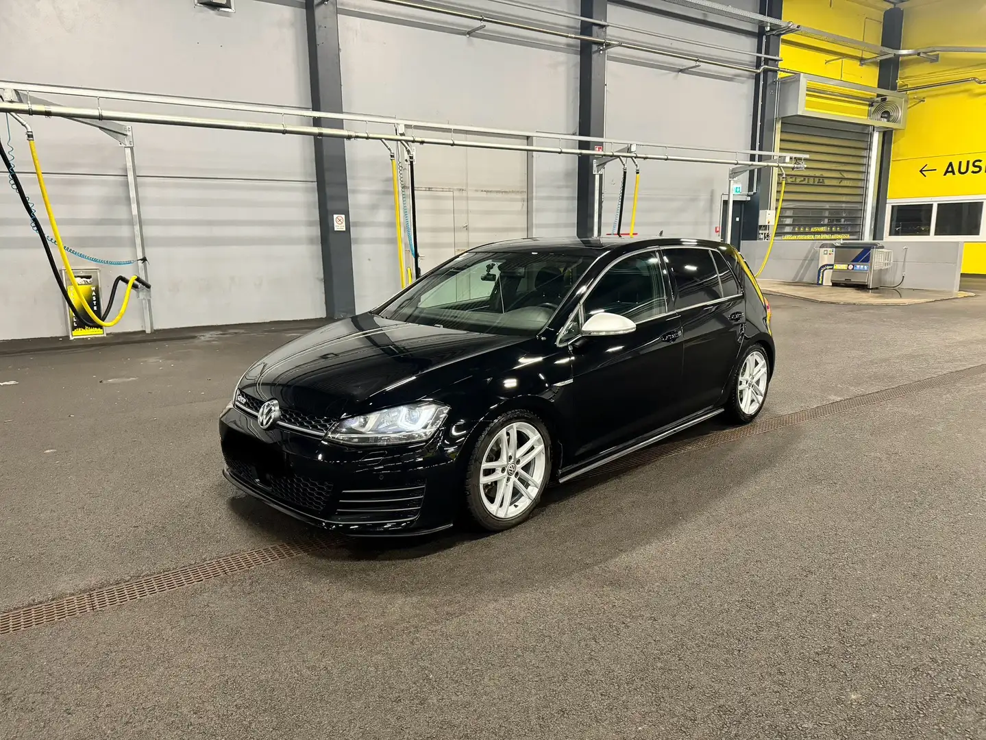 Volkswagen Golf GTD 2,0 TDI - 2