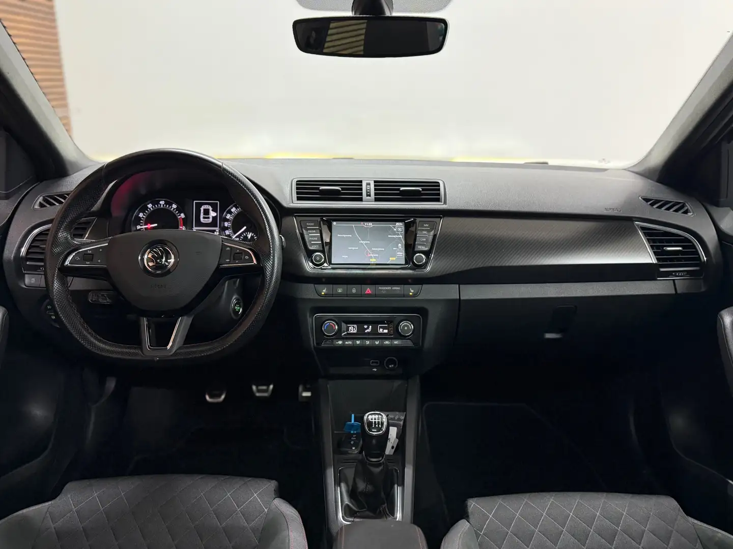 Skoda Fabia Combi 1.0 TSI 110 PK Monte Carlo | Pano | Navi| Ad Zwart - 2