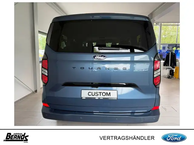 Ford Tourneo Custom view 6